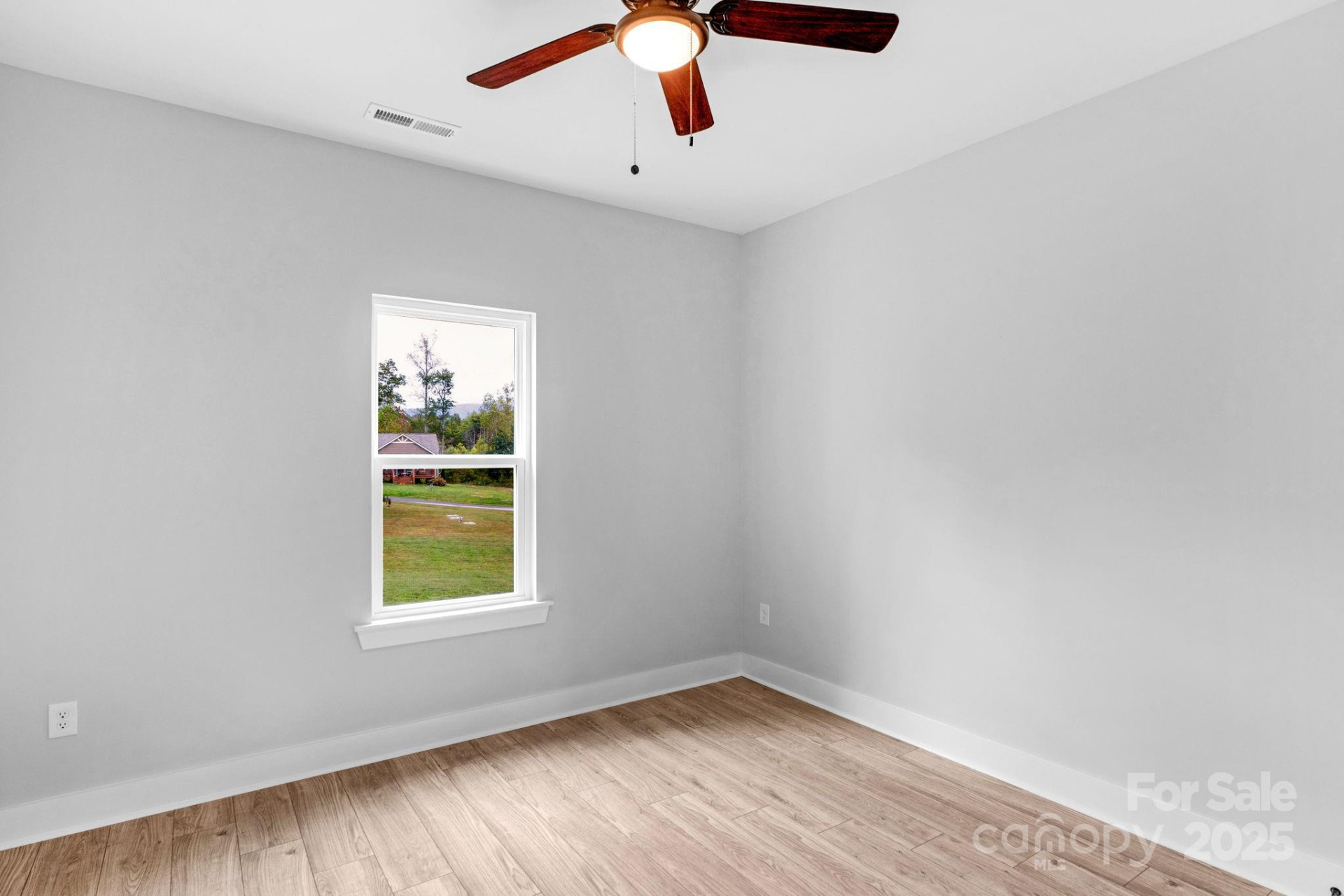 142 Crystal Heights Drive - Photo 37