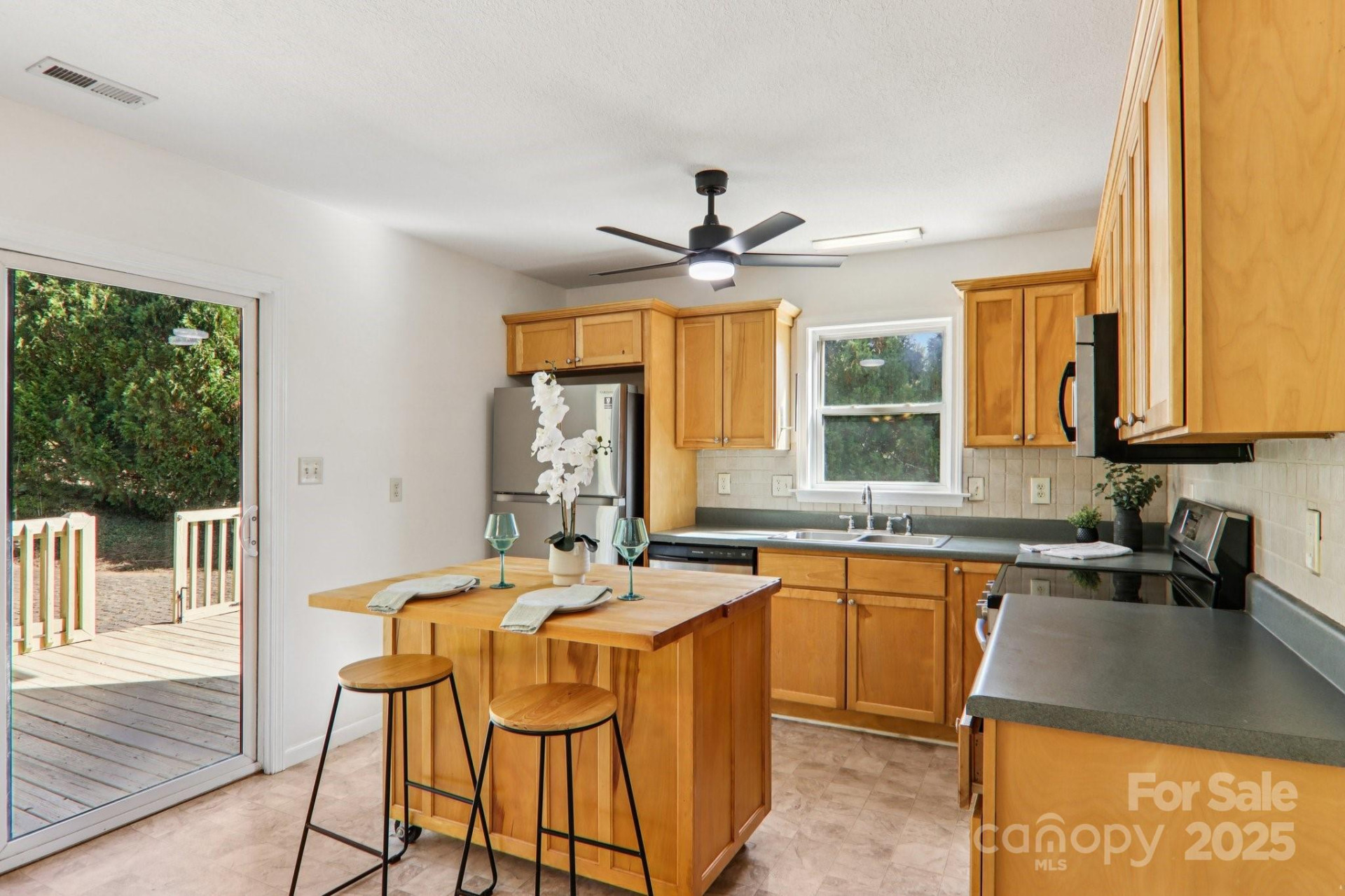 136 Ridge Brook Drive - Photo 16