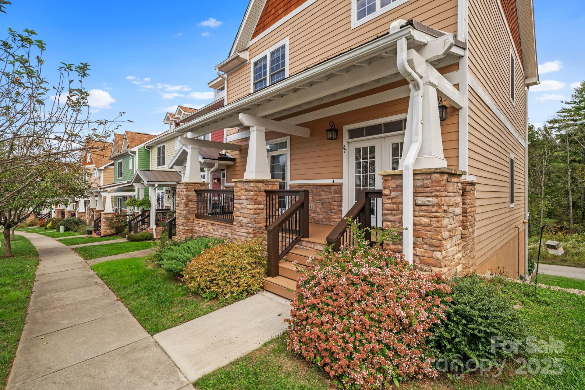 27 Walnut Springs Drive - Photo 2