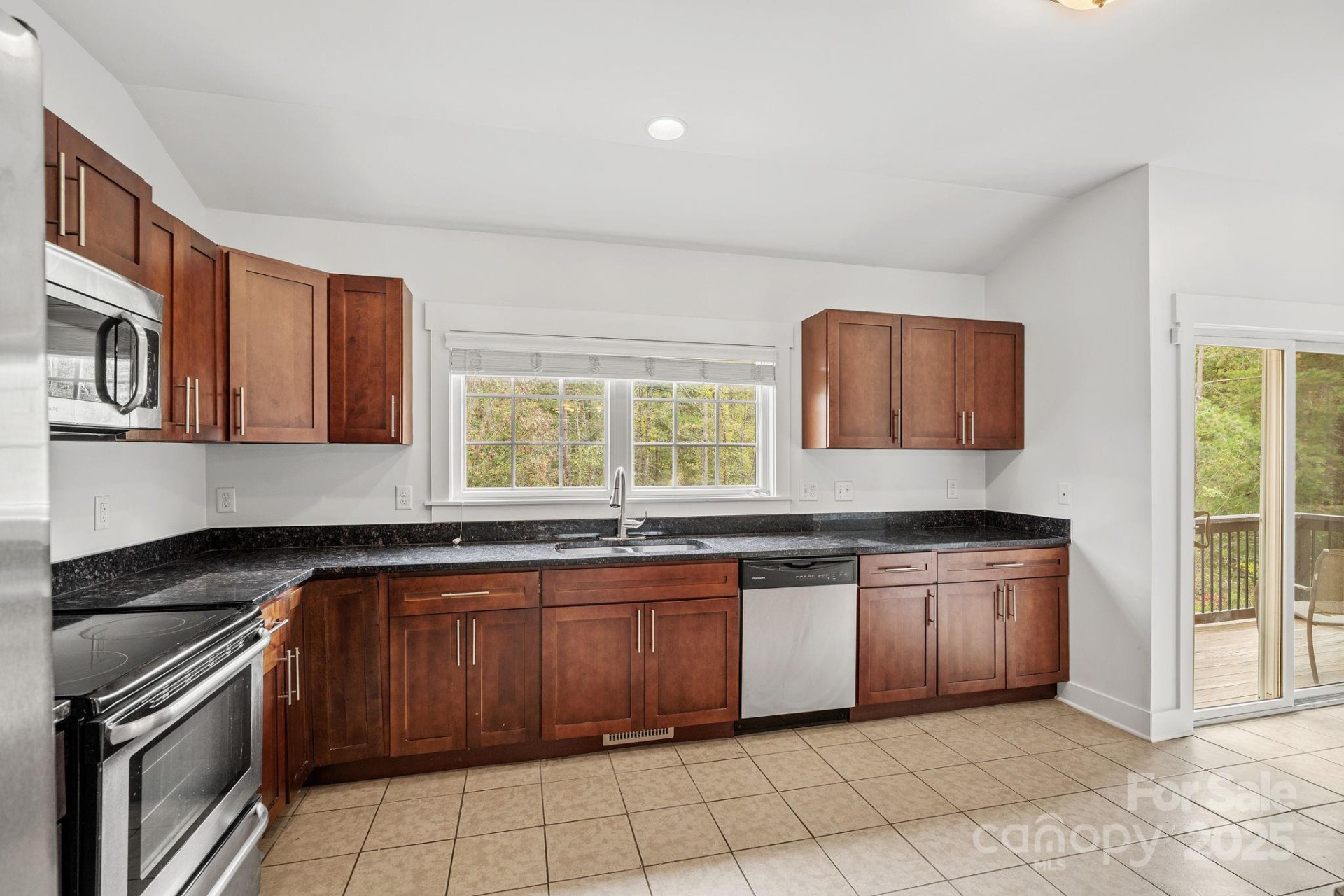27 Walnut Springs Drive - Photo 11