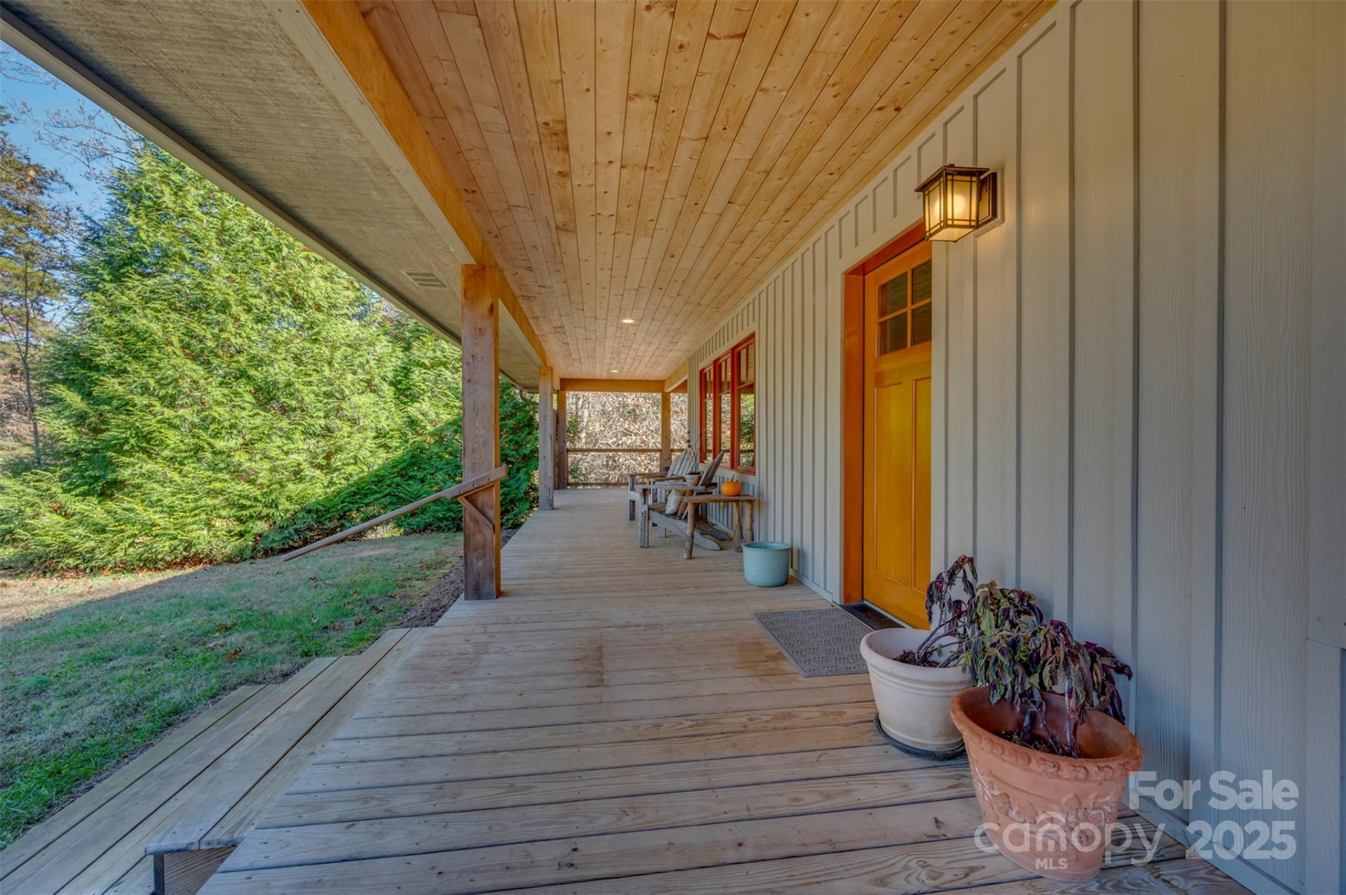 891 Meadow Crest Road - Photo 2