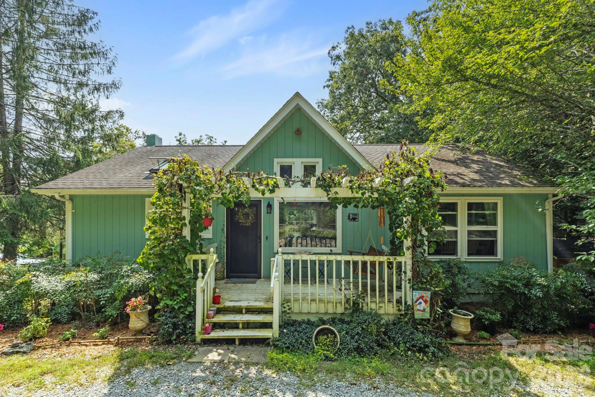 300 Wilson Drive - Photo 2