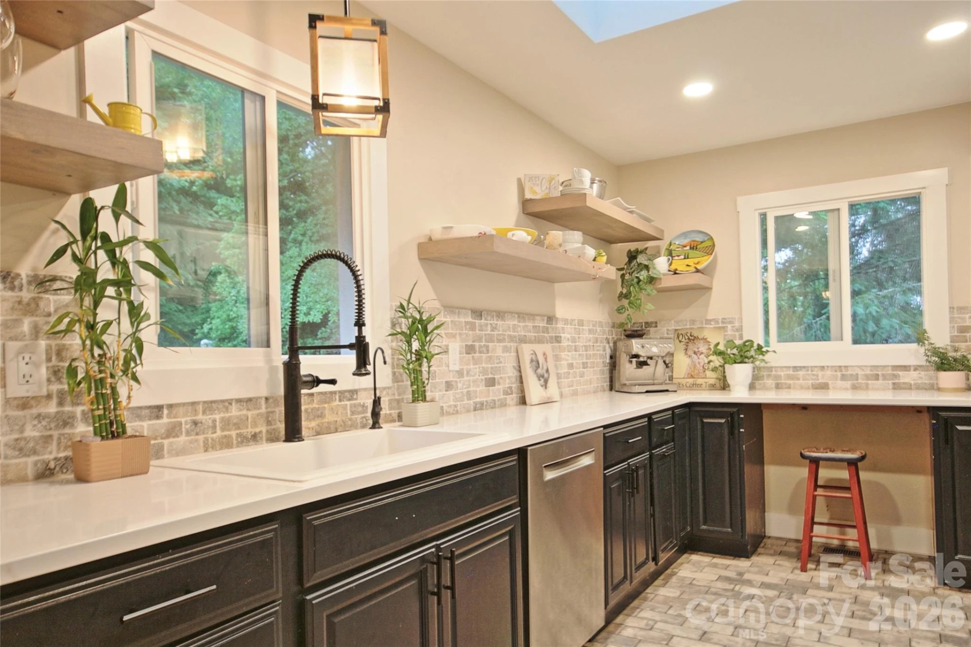 300 Wilson Drive - Photo 3