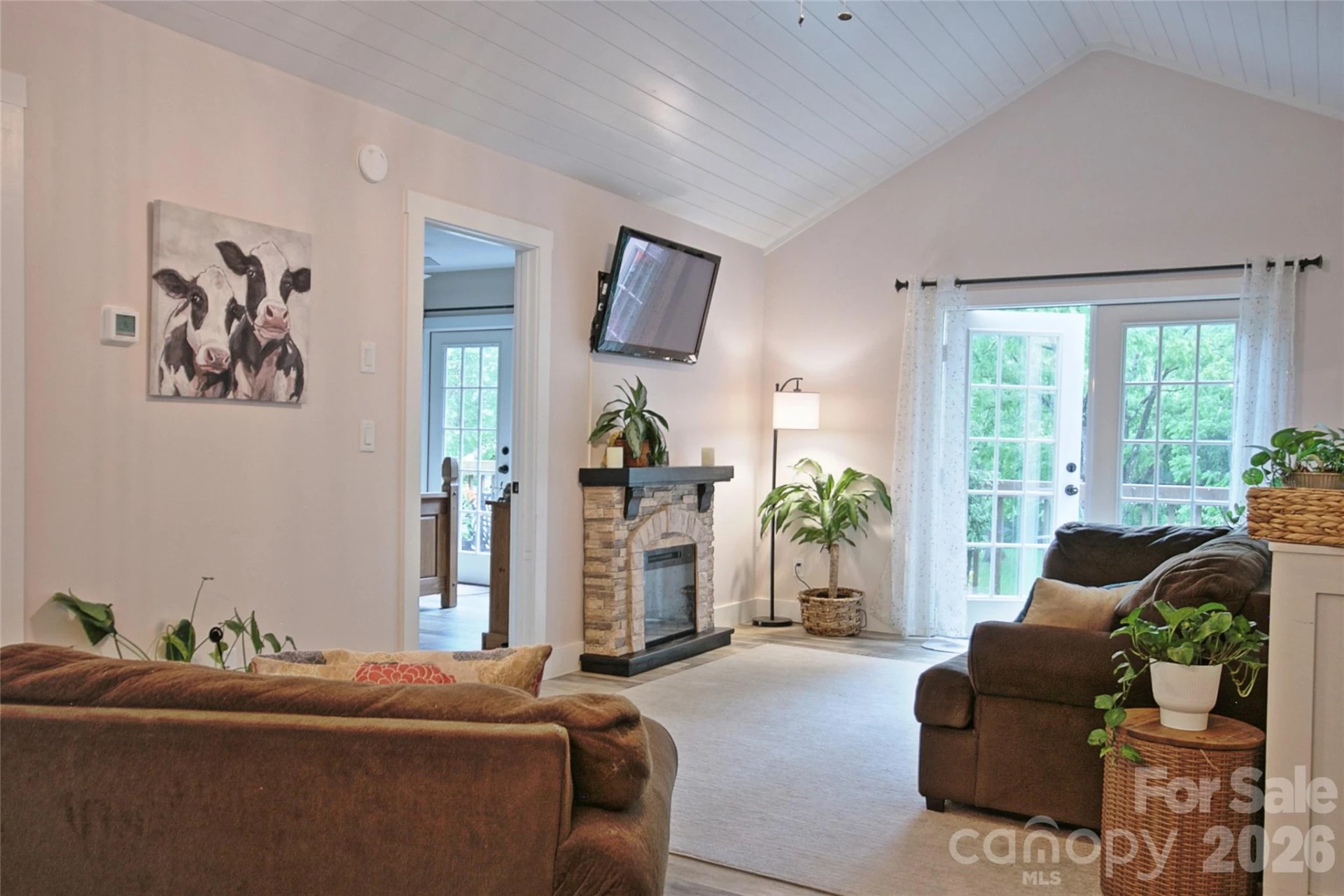 300 Wilson Drive - Photo 5
