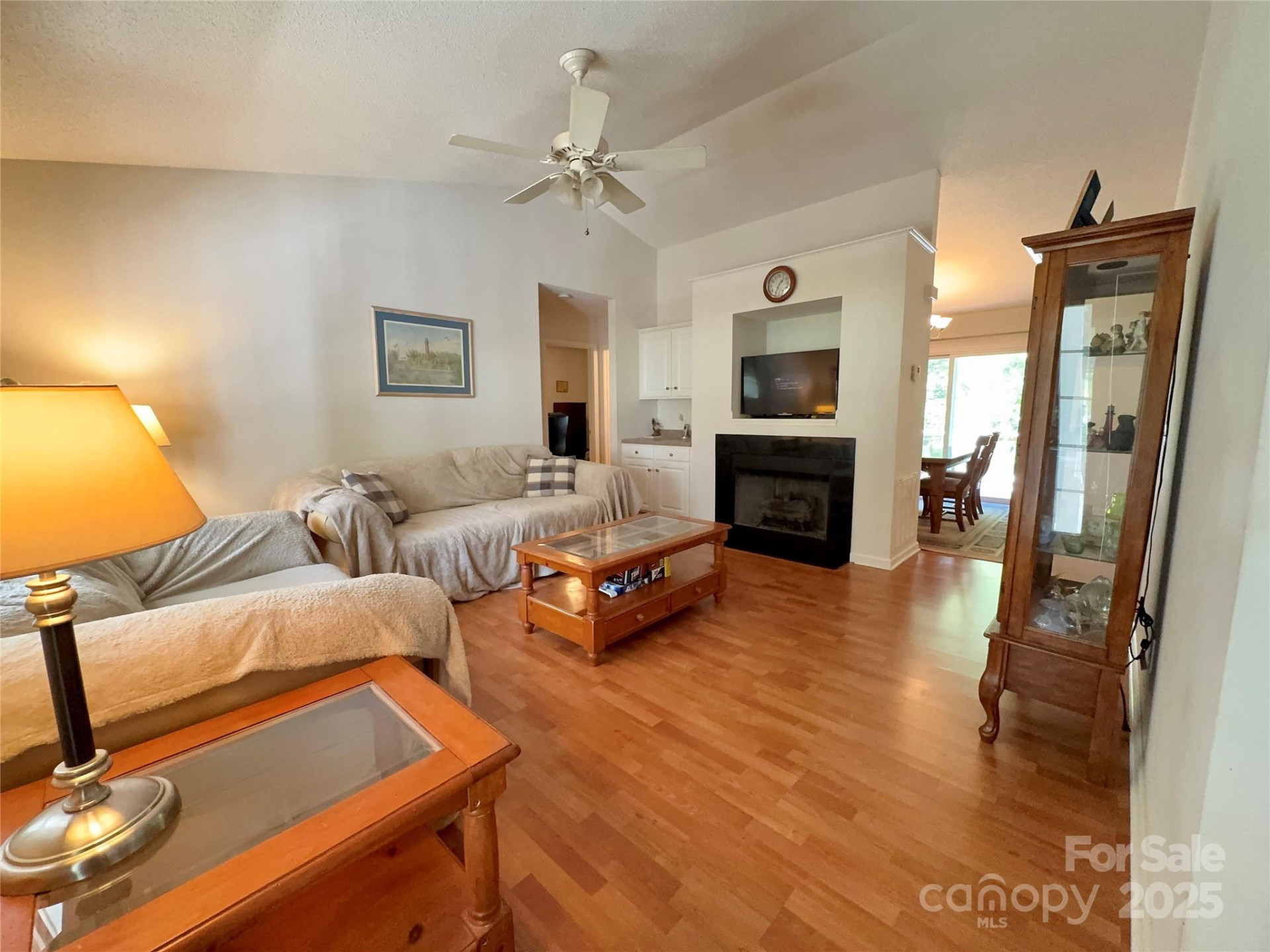 109 Doe Run - Photo 3