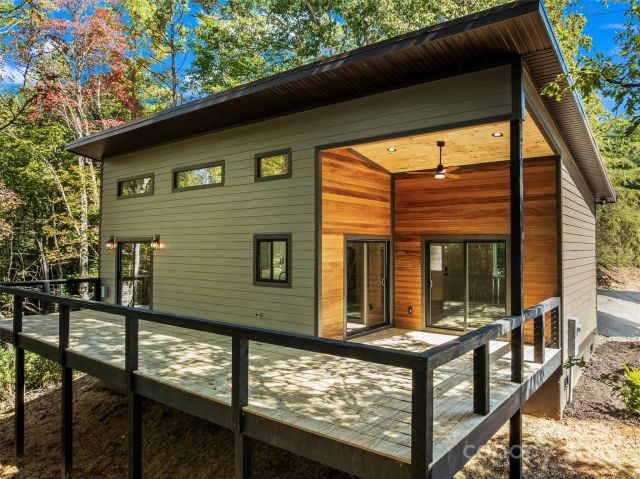 71 Mountain Trace Point