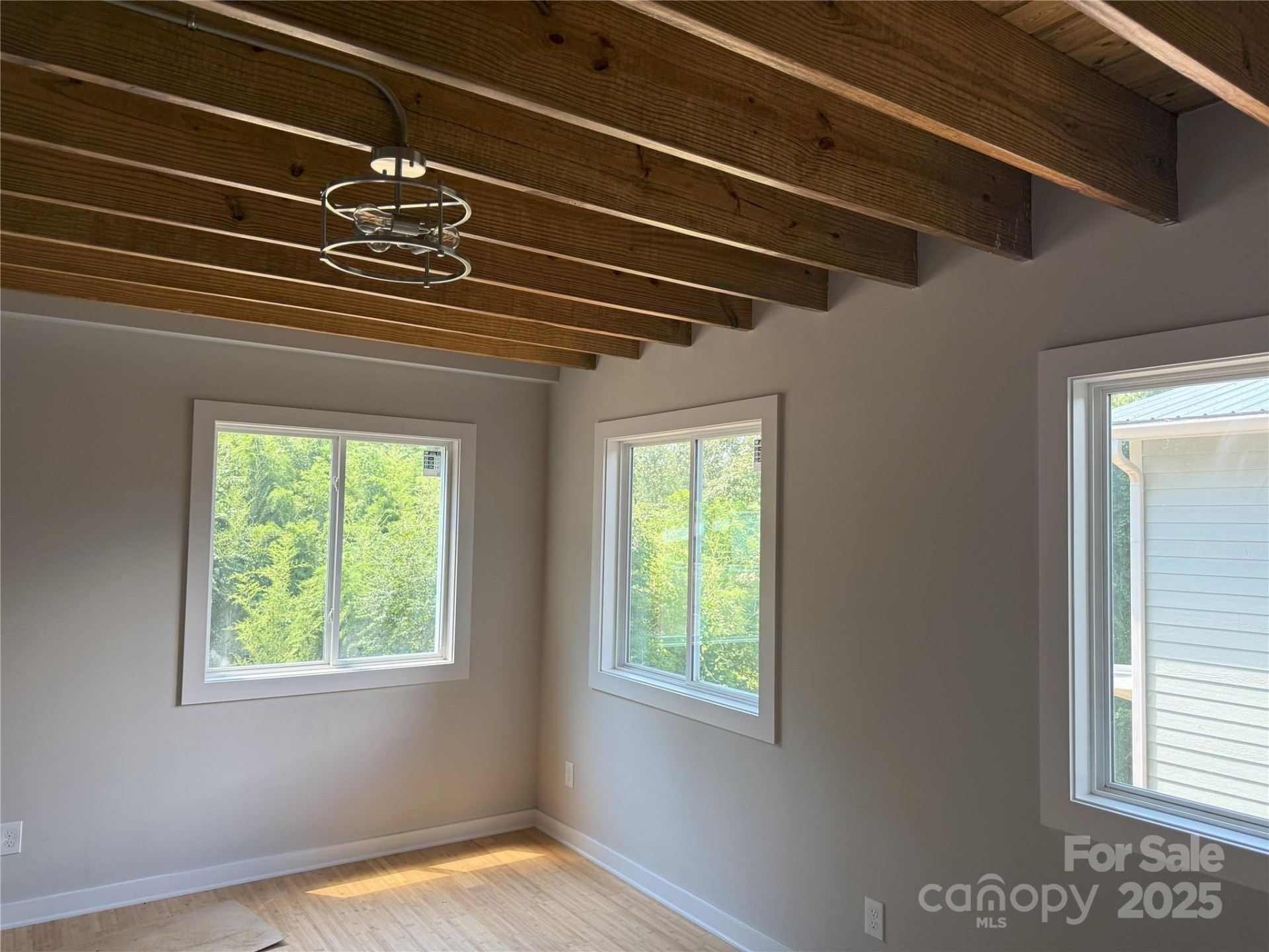 1 Freeport Lane - Photo 4