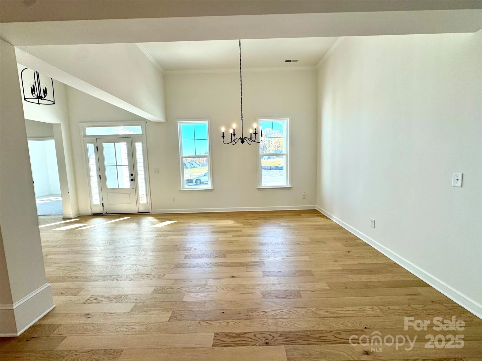 2574 Red Hill Street - Photo 2