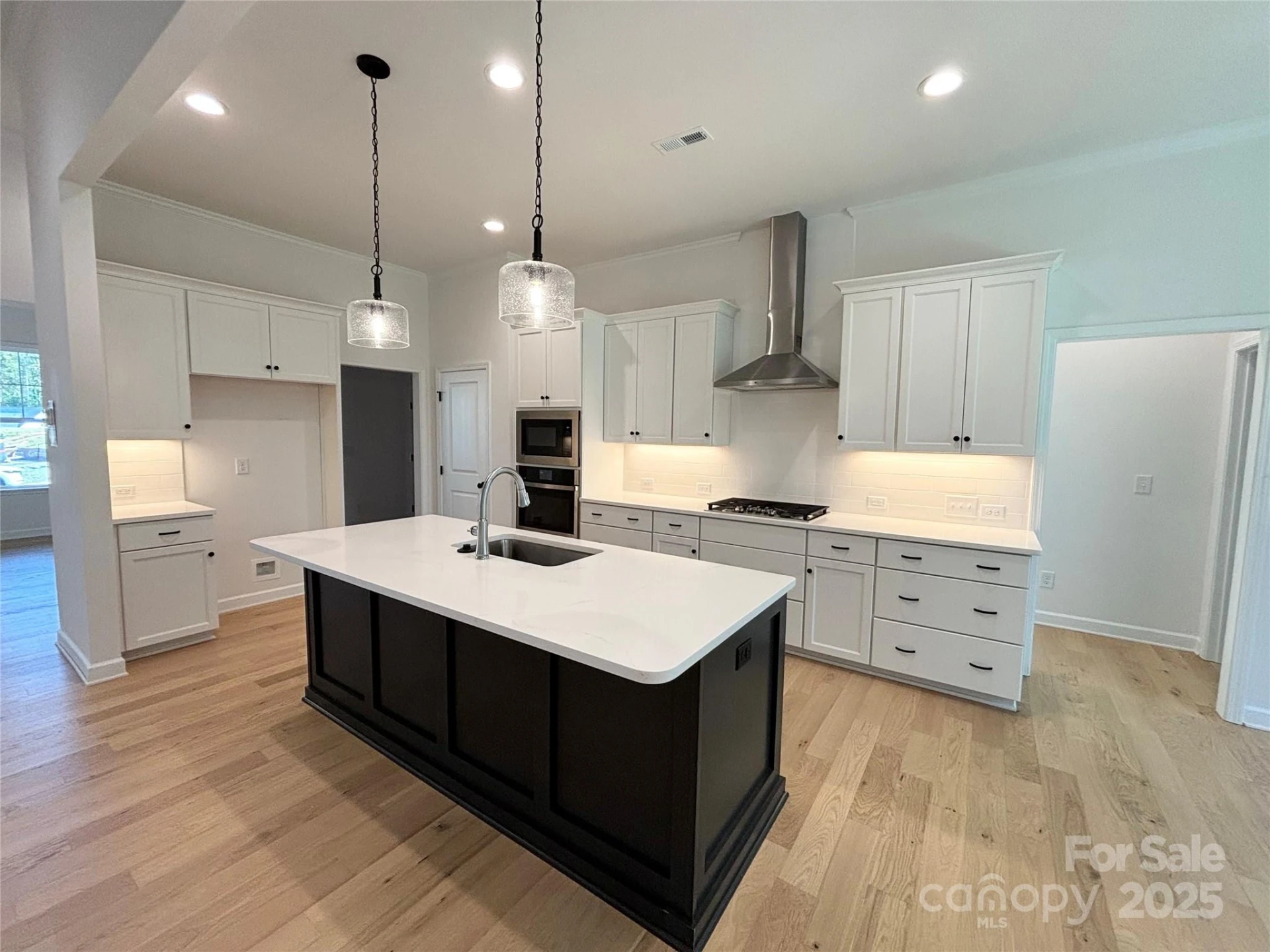 2574 Red Hill Street - Photo 8