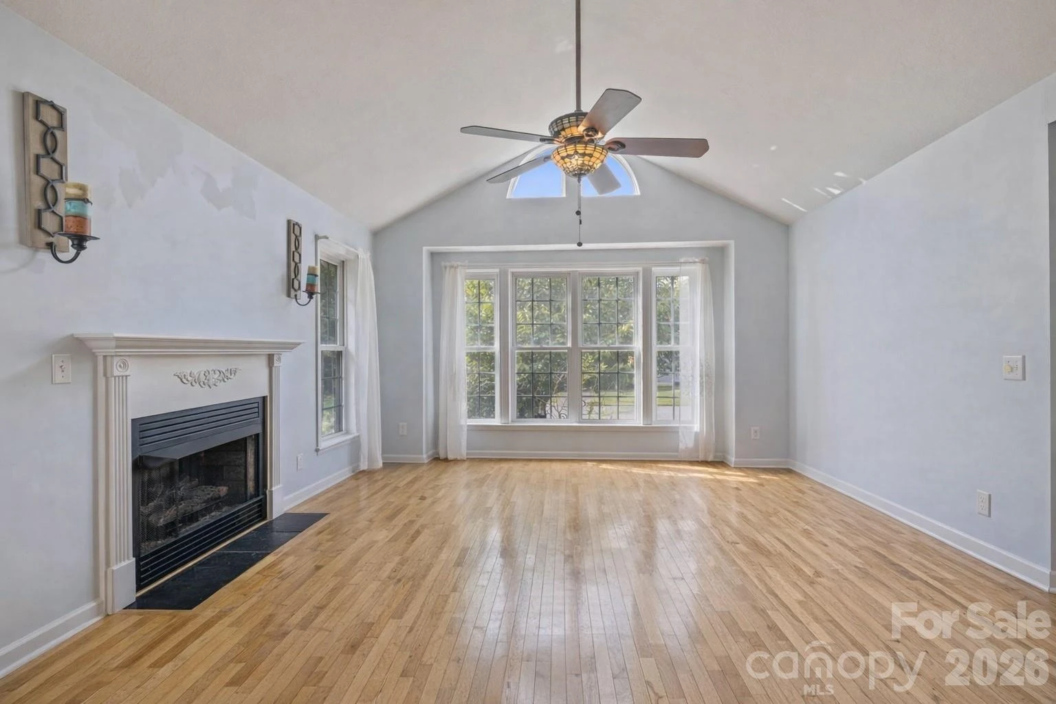 372 Kingfisher Lane