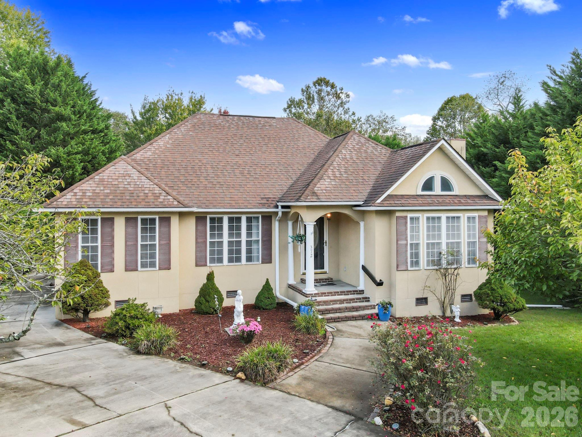 372 Kingfisher Lane - Photo 2