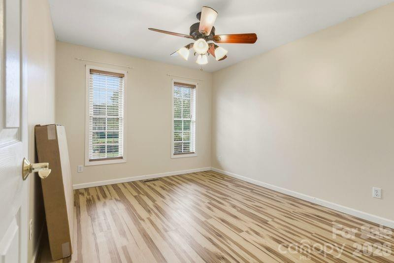 372 Kingfisher Lane - Photo 17