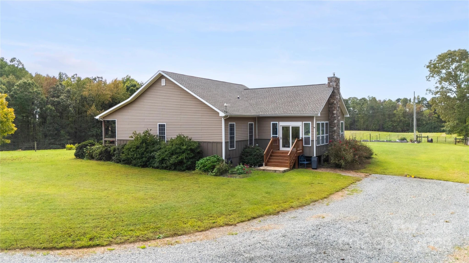 660 Scoggins Road - Photo 5