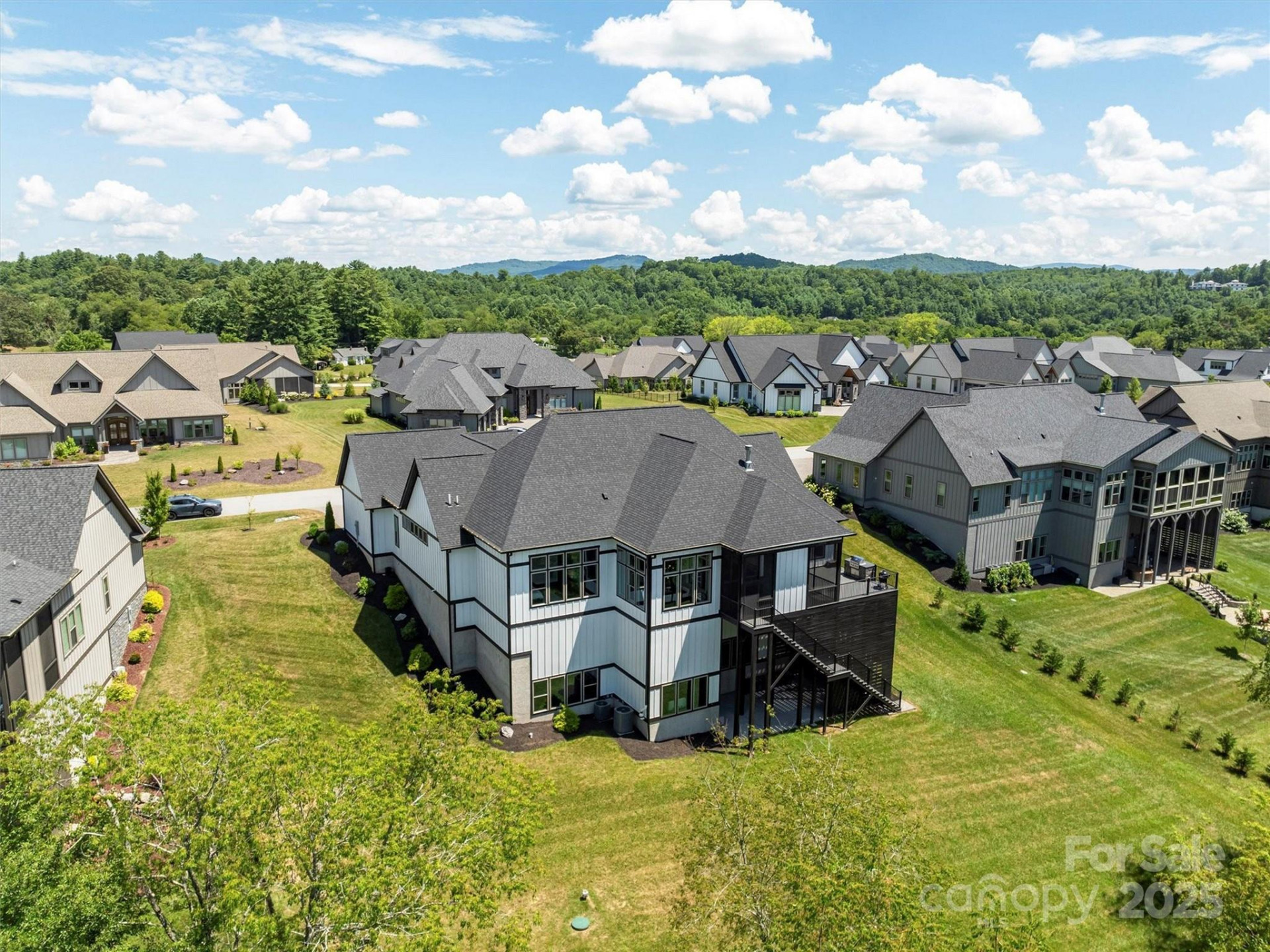 465 Daniel Circle Drive - Photo 3