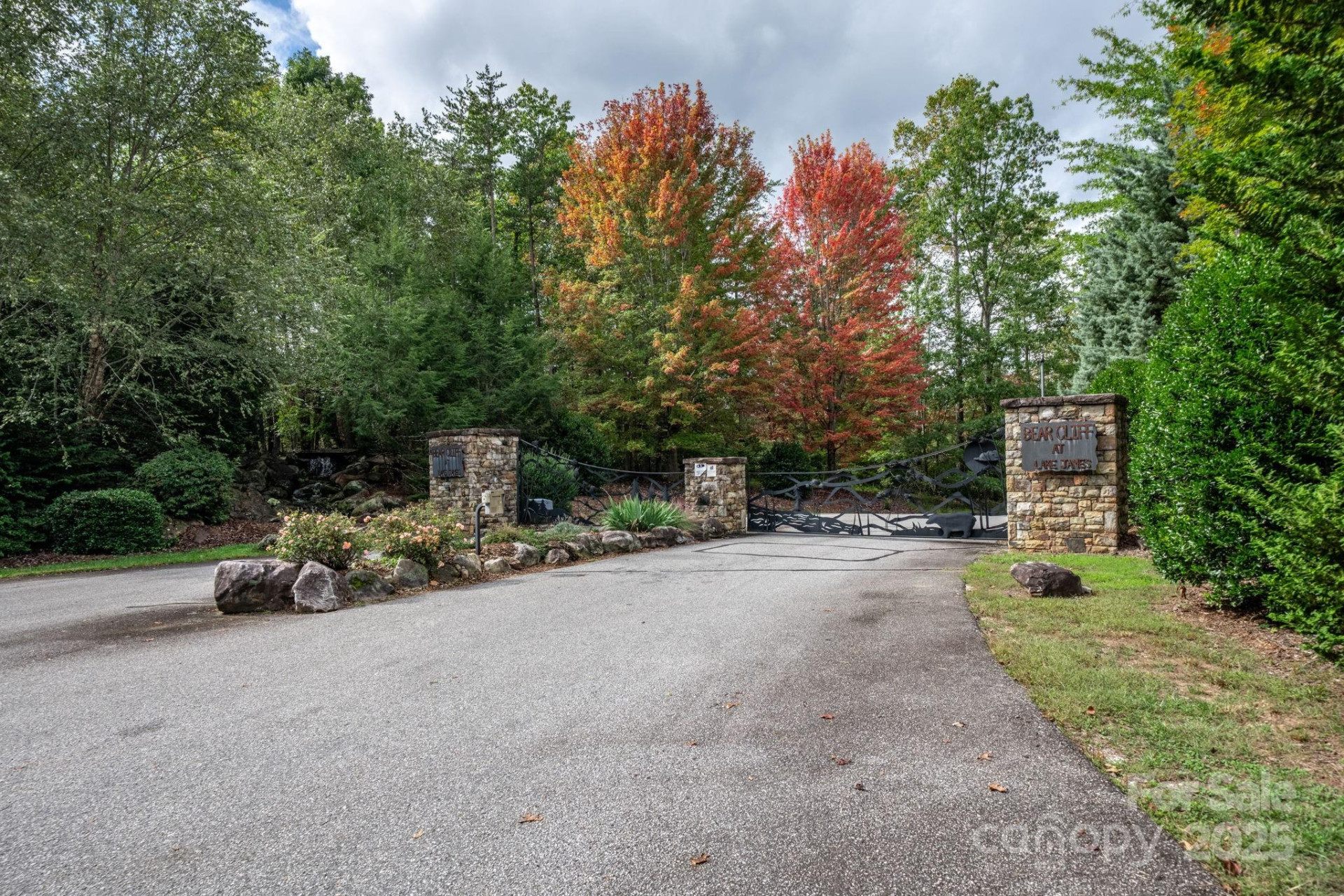 913 Bear Cliff Drive #24 - Photo 31