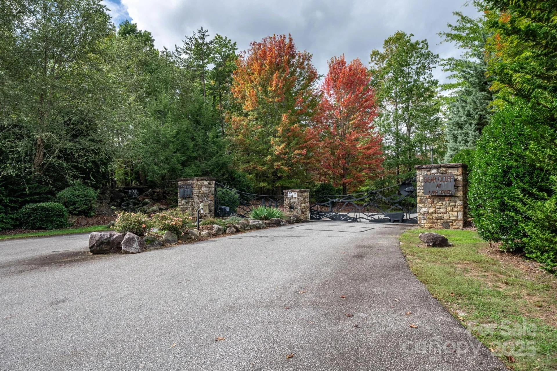 913 Bear Cliff Drive #24 - Photo 31