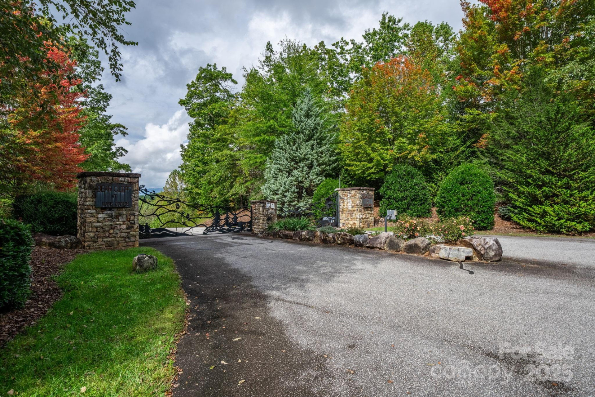 913 Bear Cliff Drive #24 - Photo 32