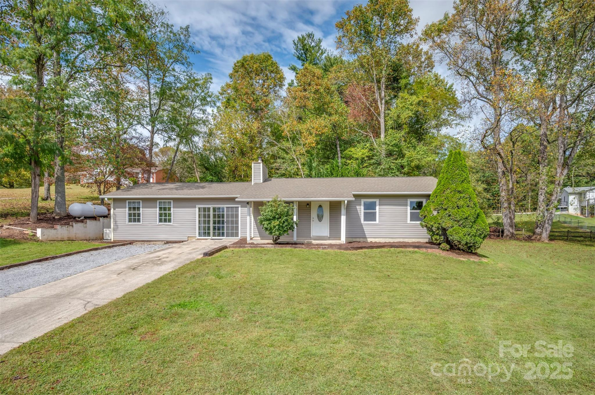 569 Lanning Road - Photo 2