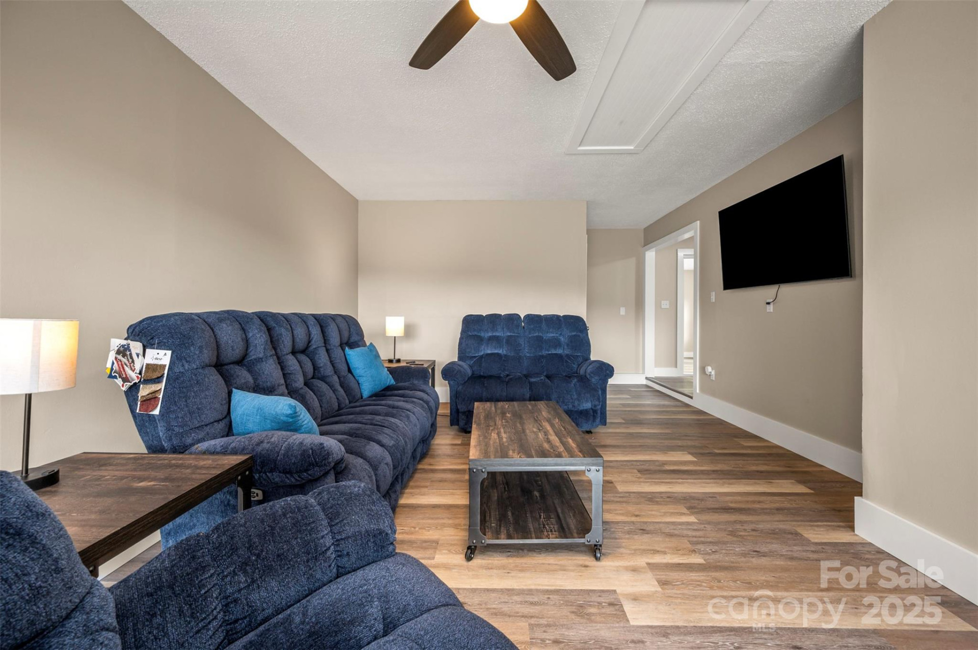 569 Lanning Road - Photo 14