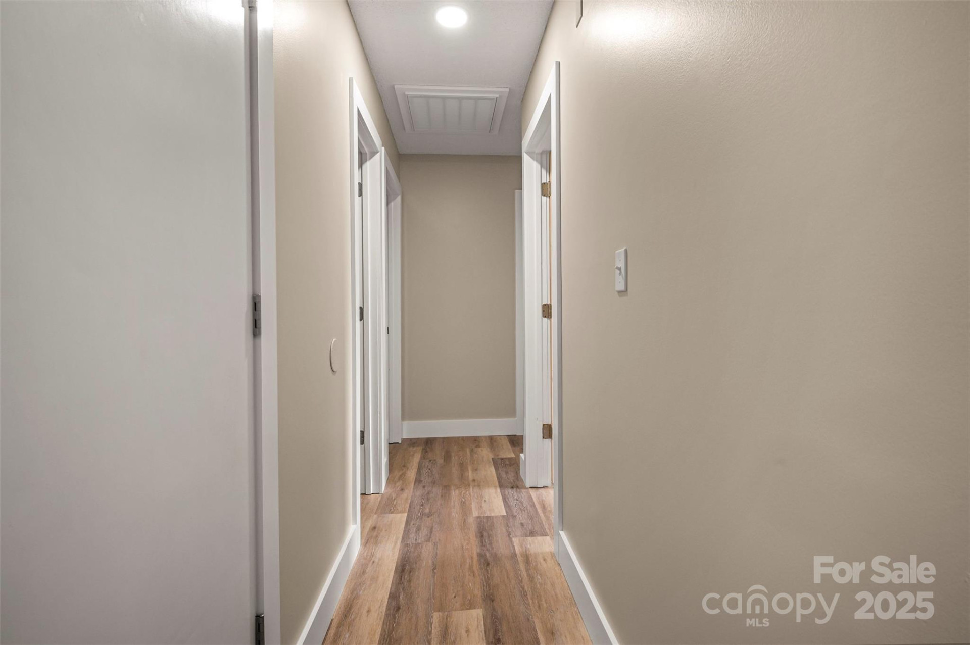 569 Lanning Road - Photo 20