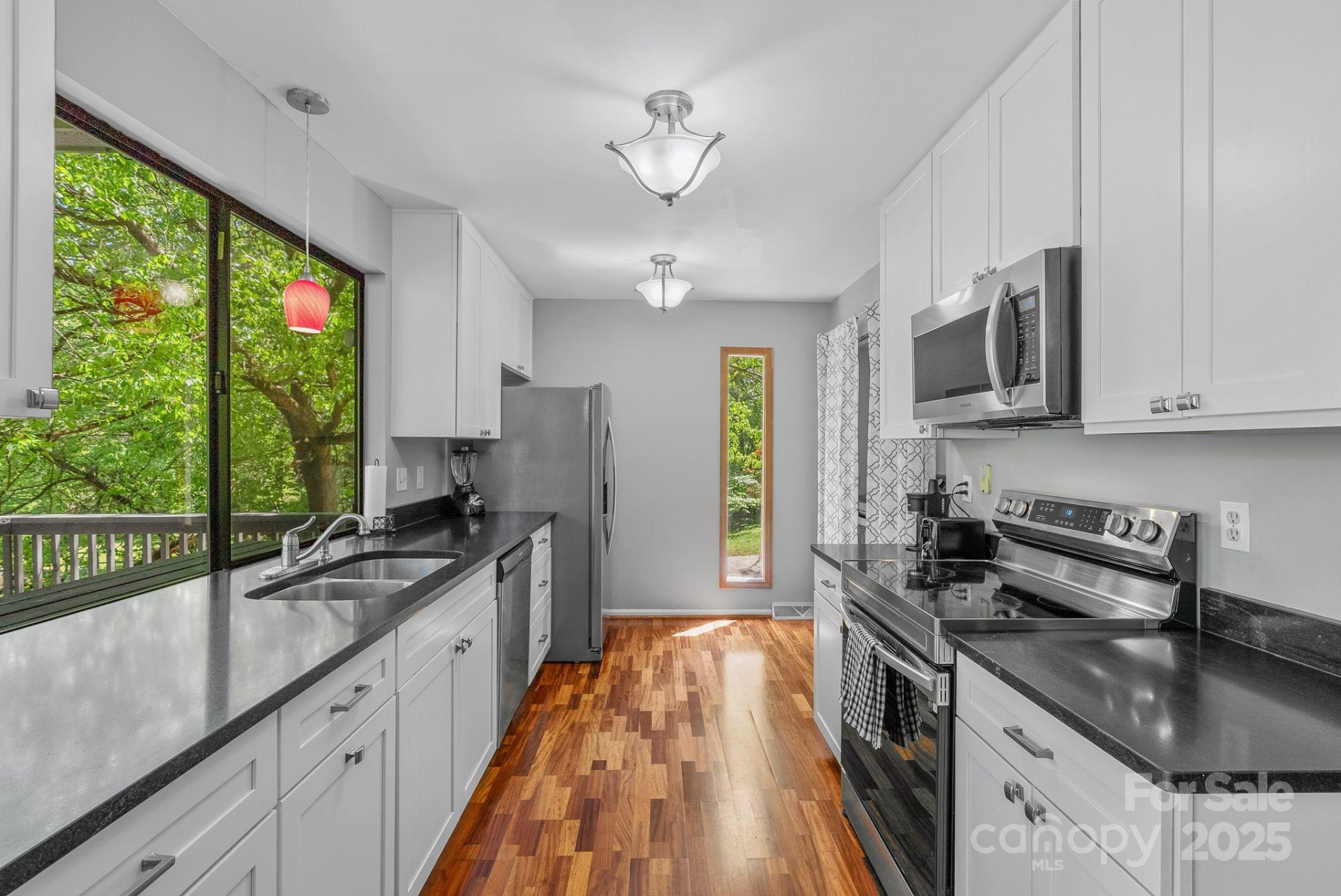 168 Scarlet Drive - Photo 13