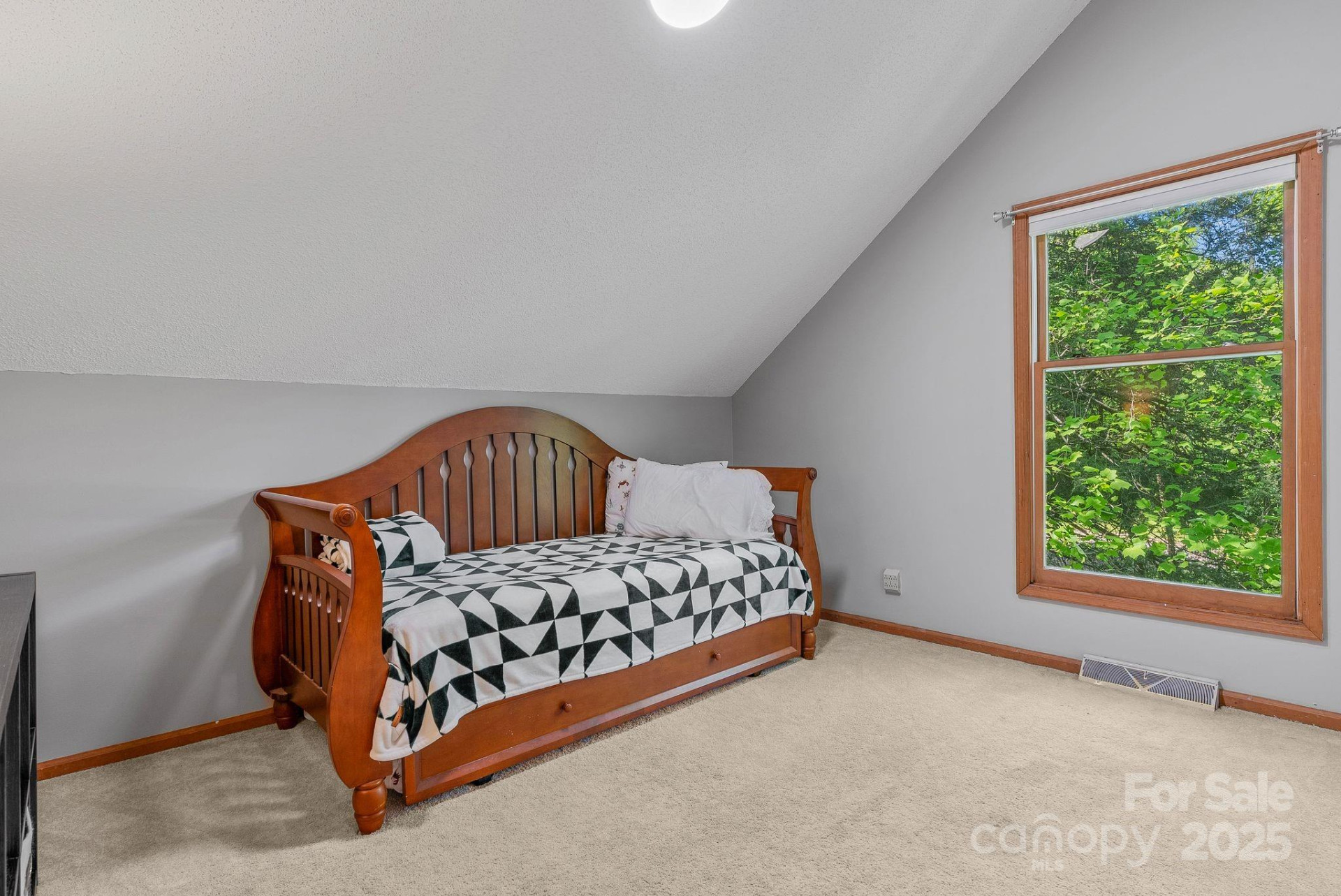168 Scarlet Drive - Photo 29