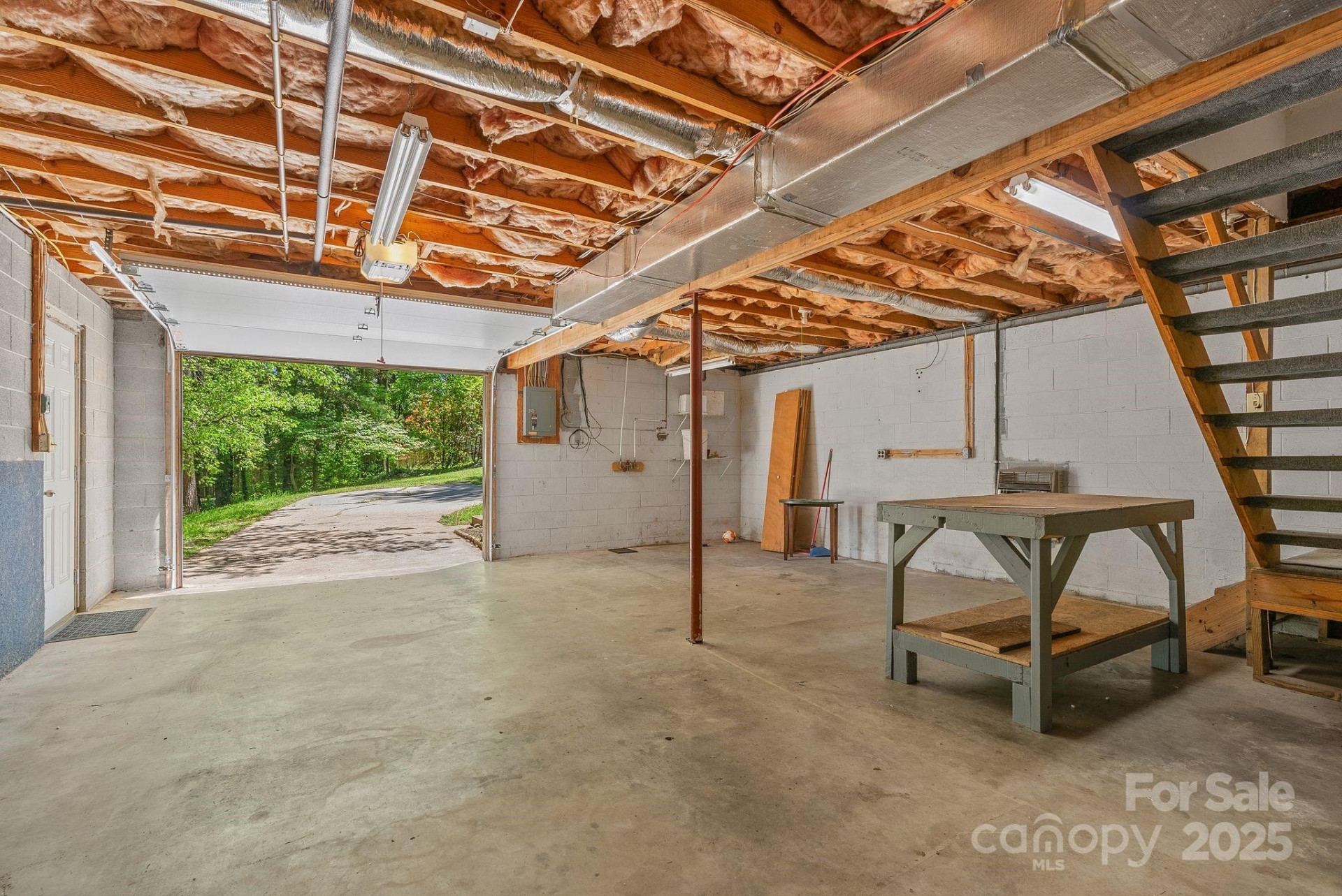 168 Scarlet Drive - Photo 33