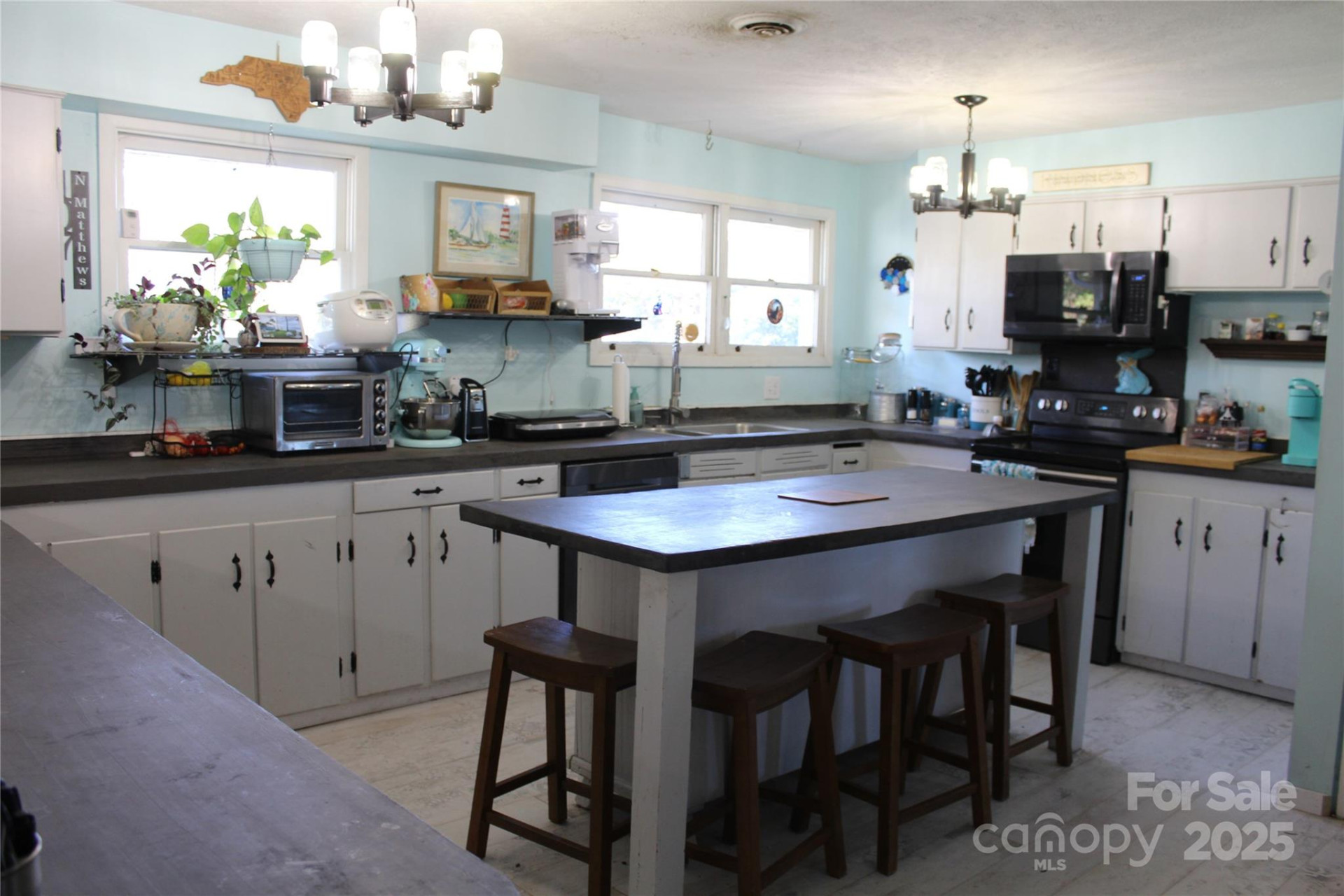 107 Matthews Street - Photo 11