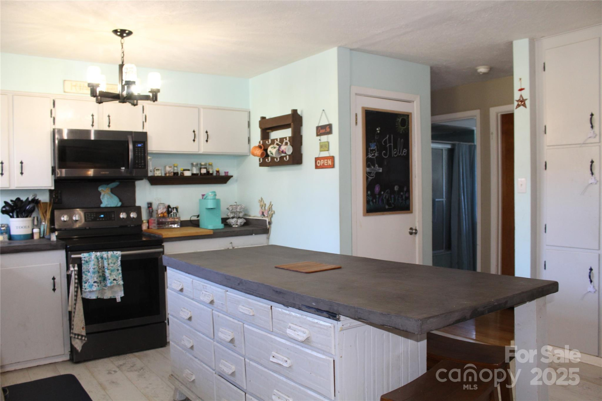 107 Matthews Street - Photo 12