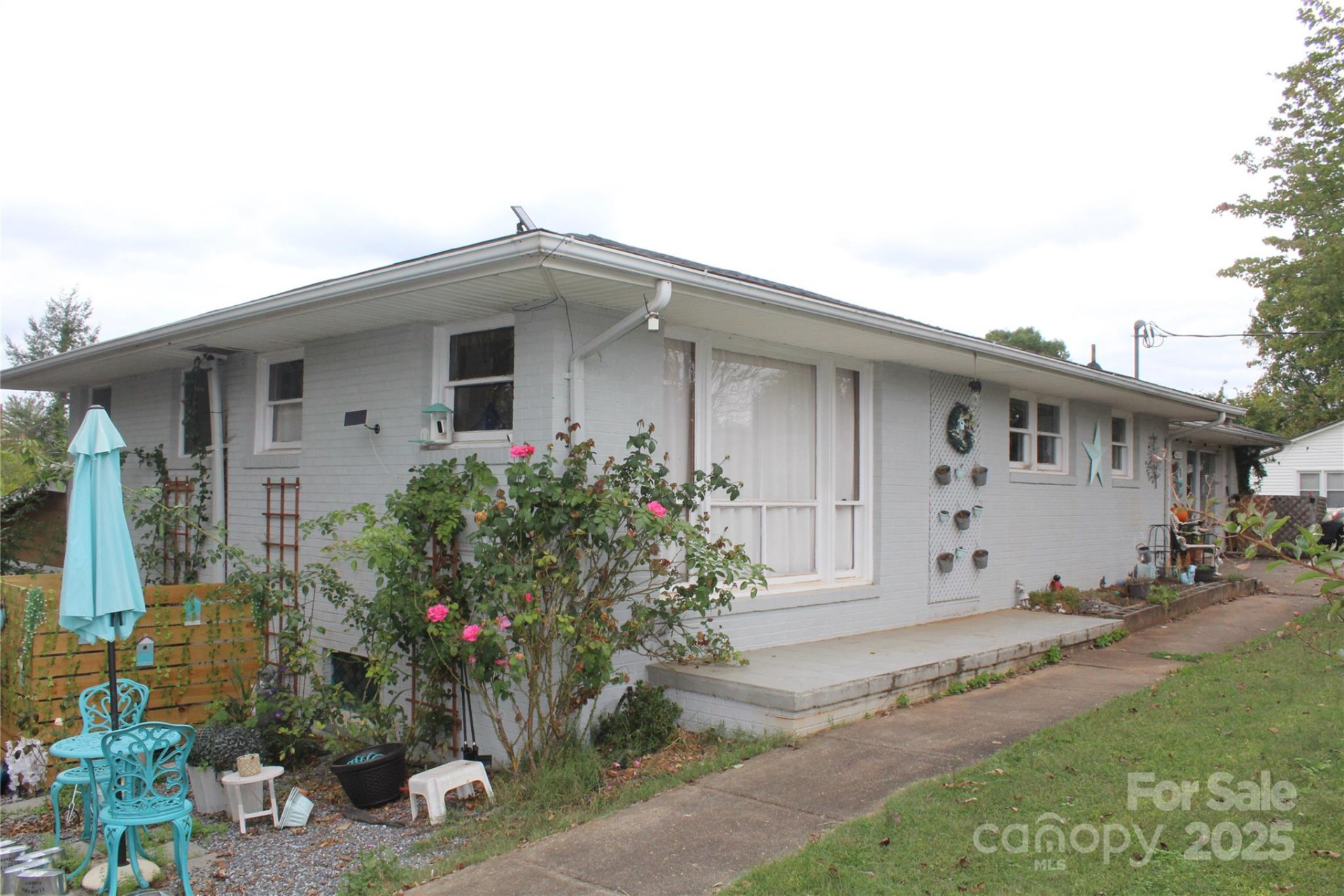 107 Matthews Street - Photo 3