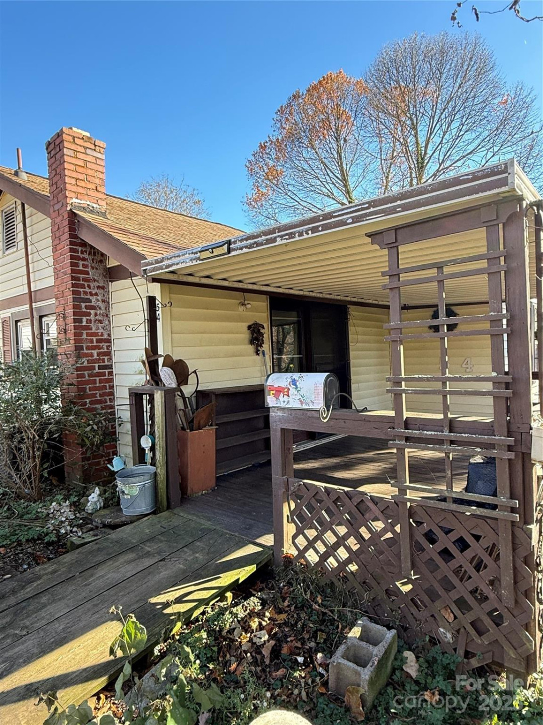 54 SchoolHouse Drive - Photo 2