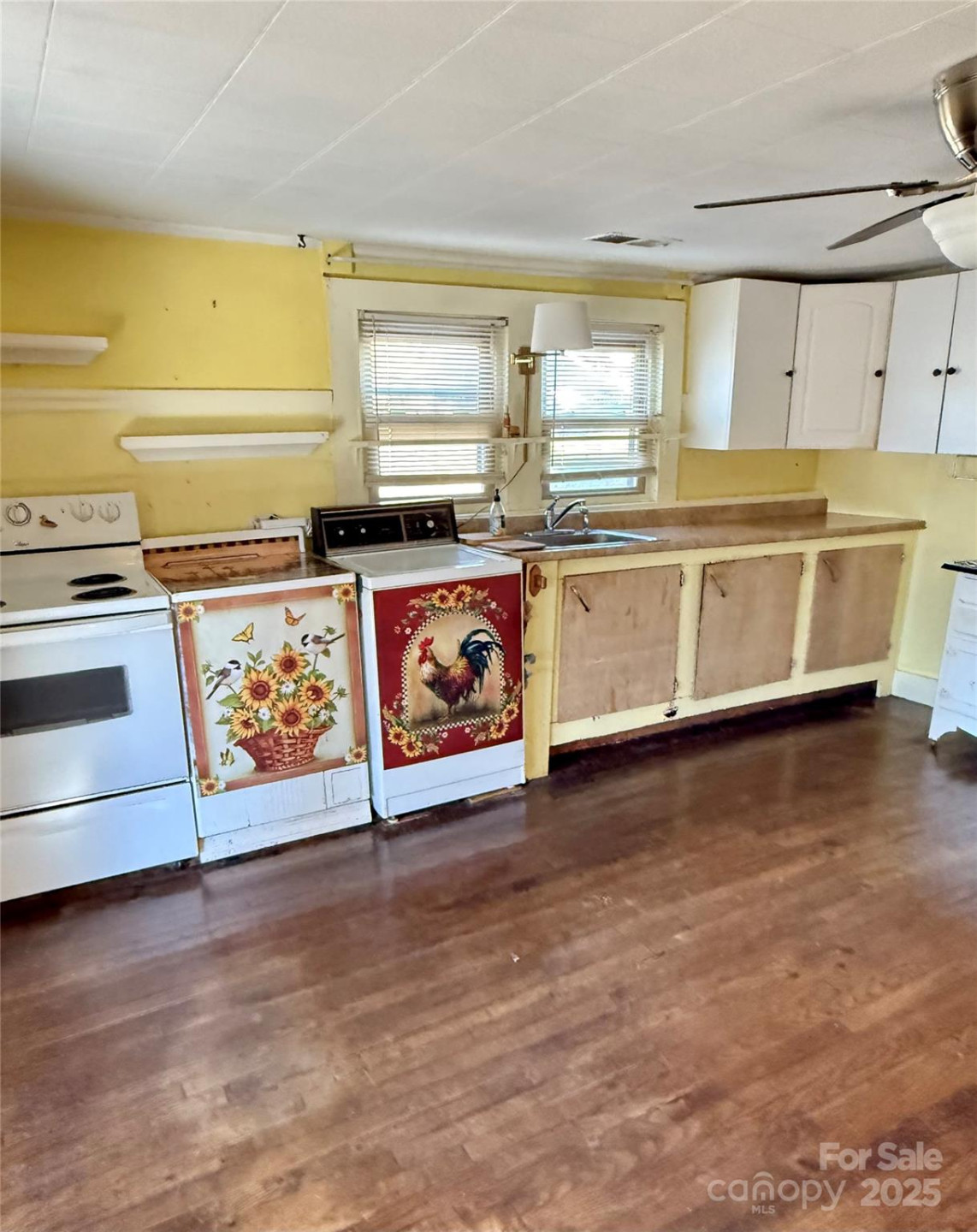 54 SchoolHouse Drive - Photo 3