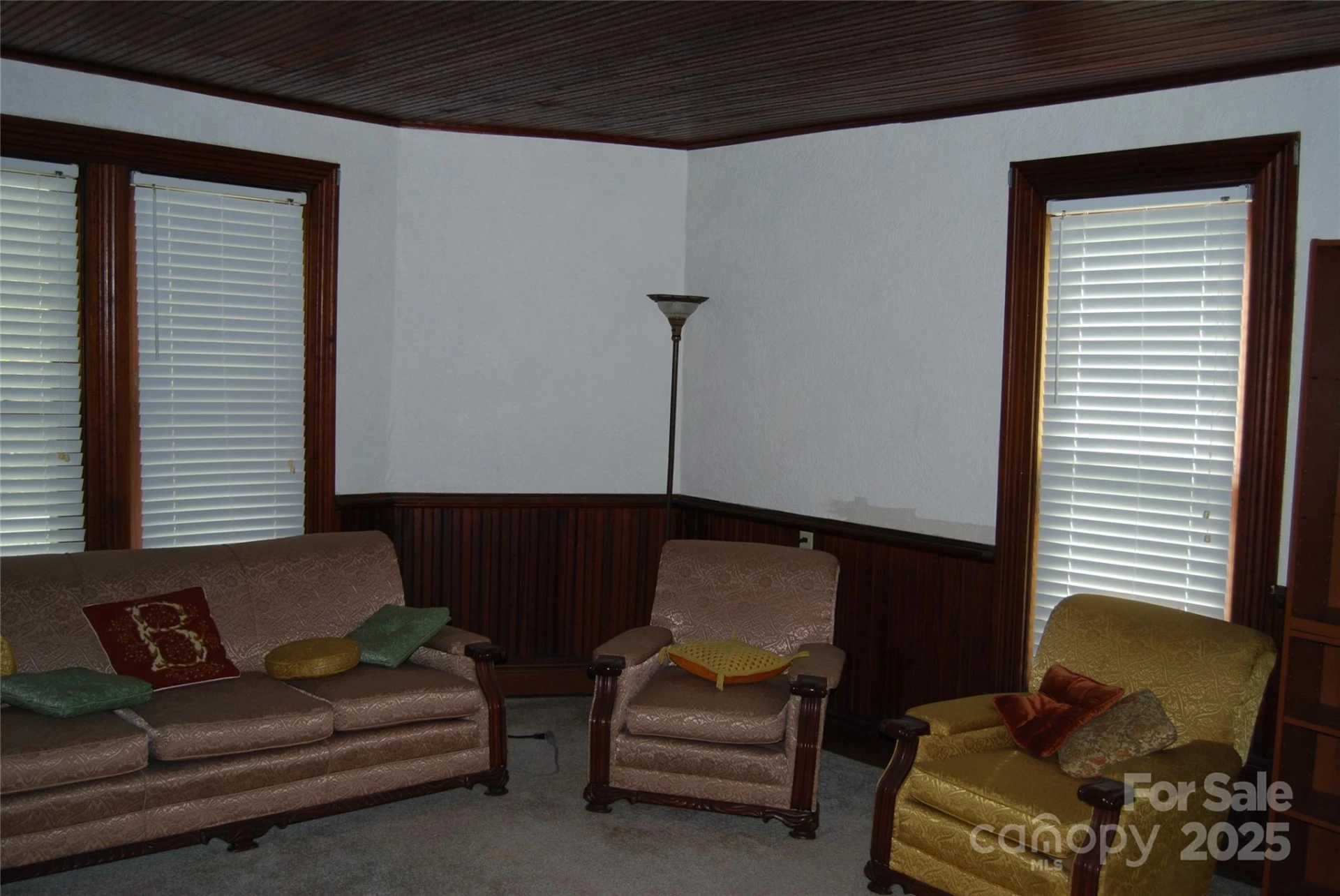 7 Noble Road - Photo 17