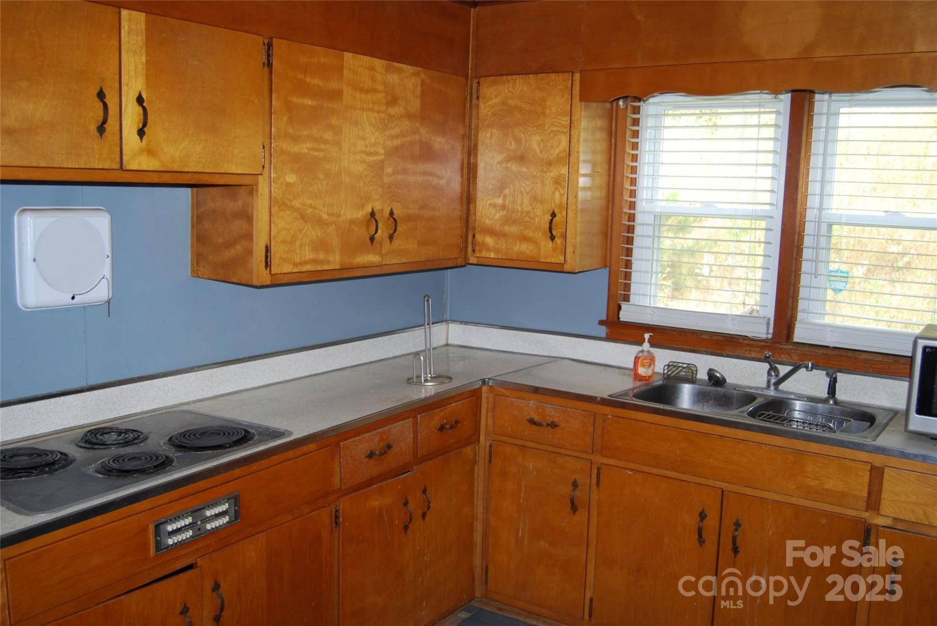 7 Noble Road - Photo 24
