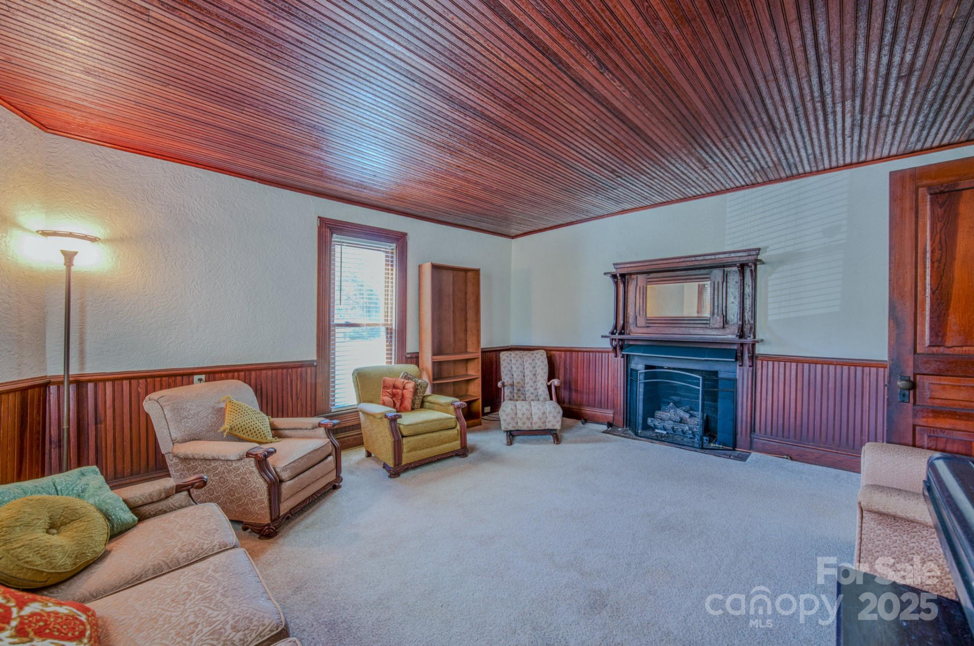 7 Noble Road - Photo 43