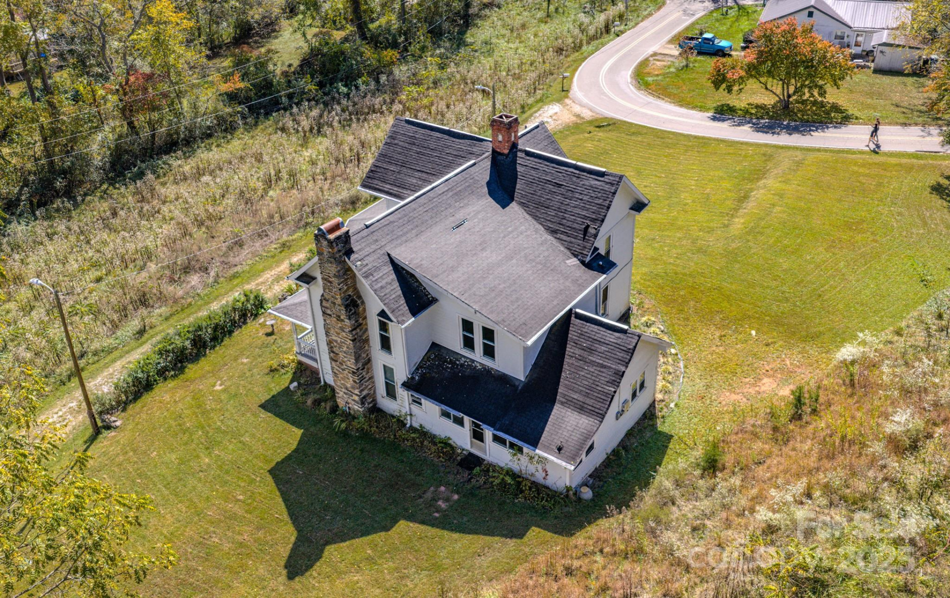 7 Noble Road - Photo 9