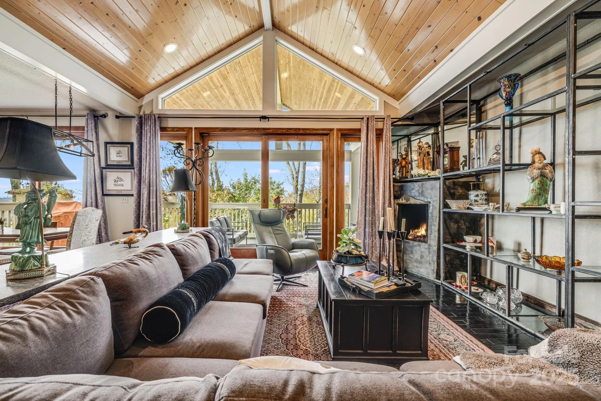115 Mountainside Lane - Photo 4