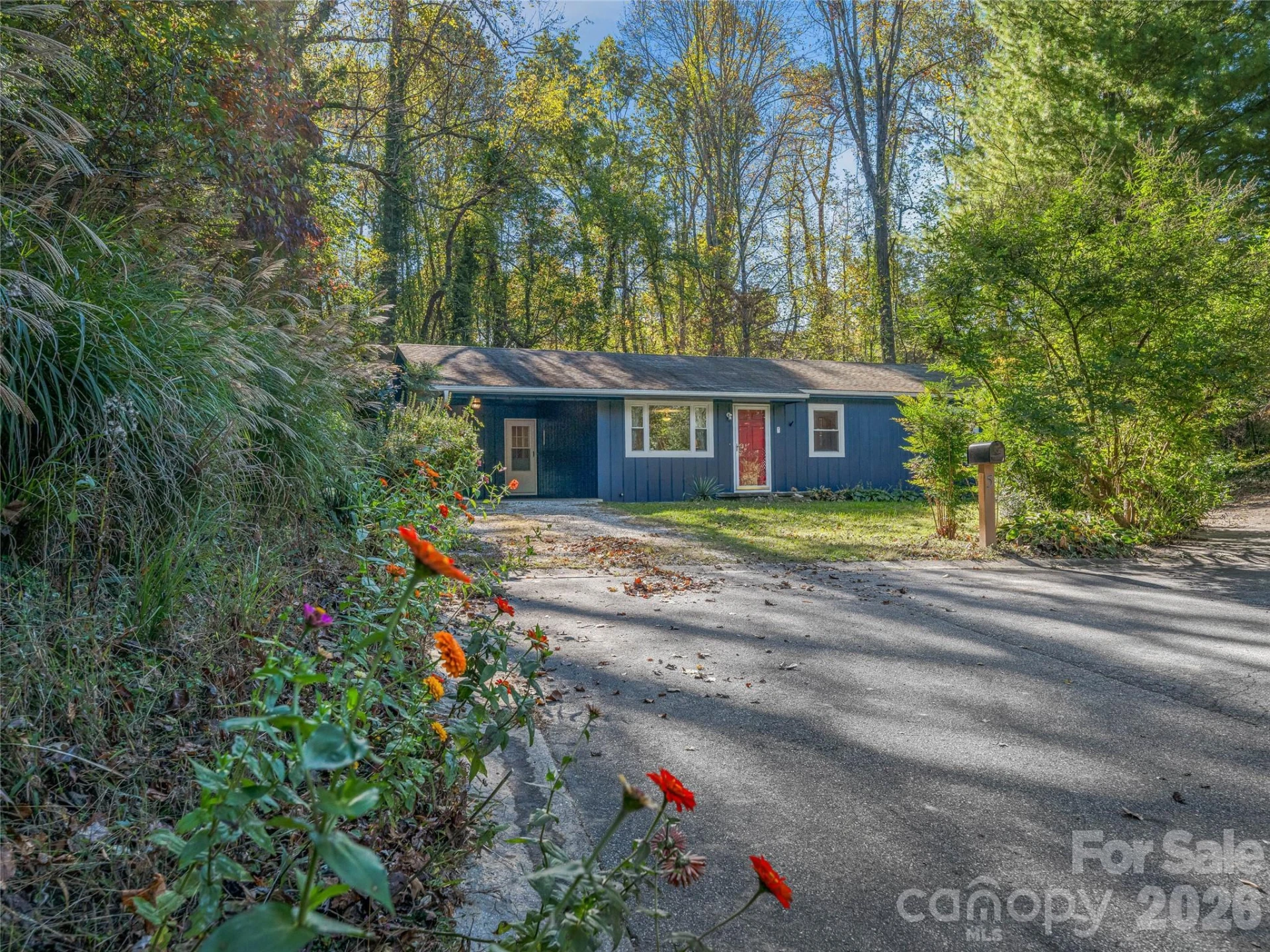 5 West Cove Street - Photo 2