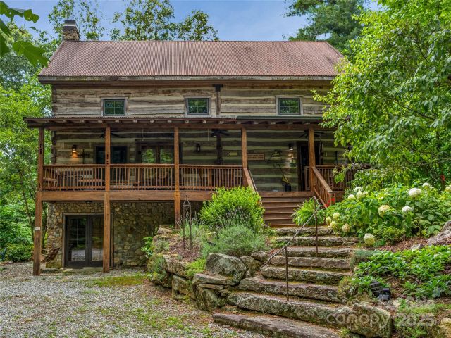 69 Dogwood Branch Lane, Zirconia, NC, 28790