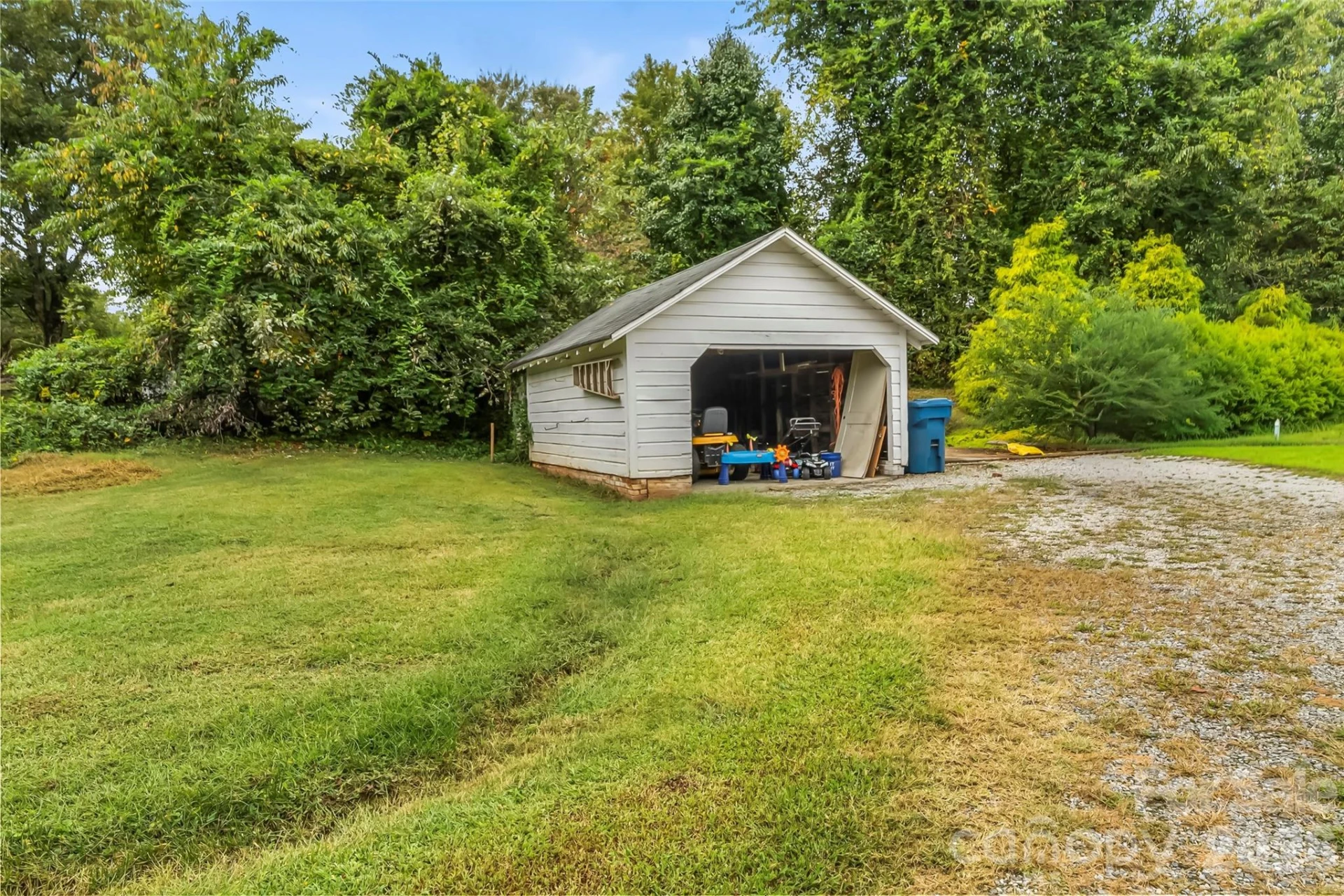 2290 US 70 Highway - Photo 20