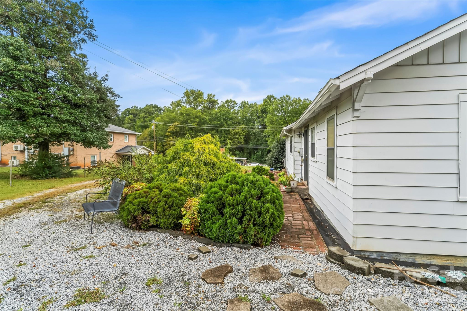 2290 US 70 Highway - Photo 3