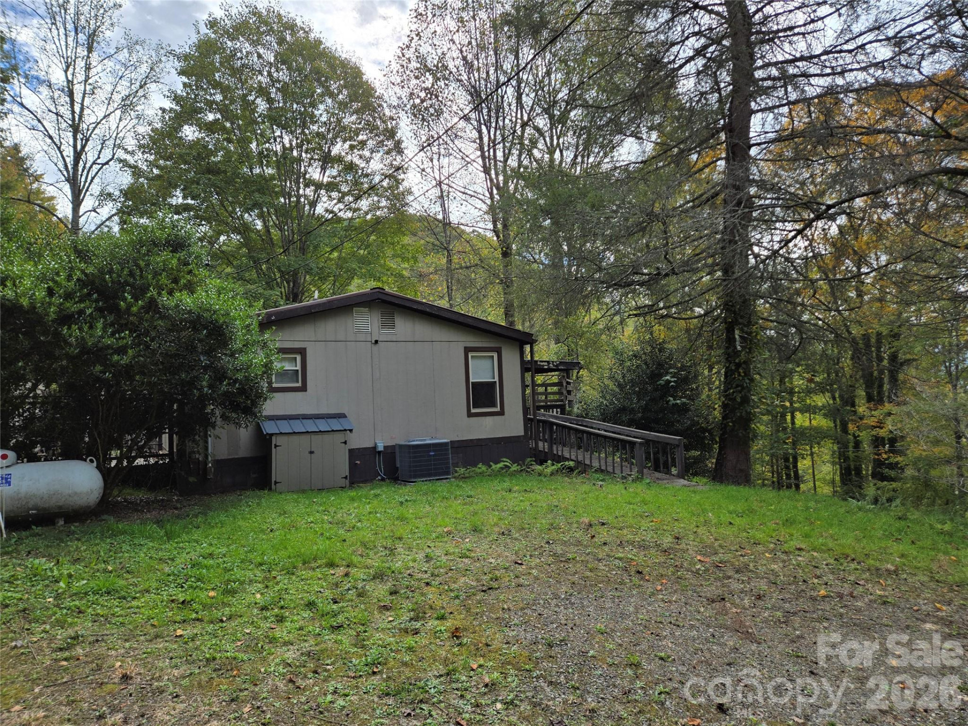 102 Serenity Lane - Photo 4