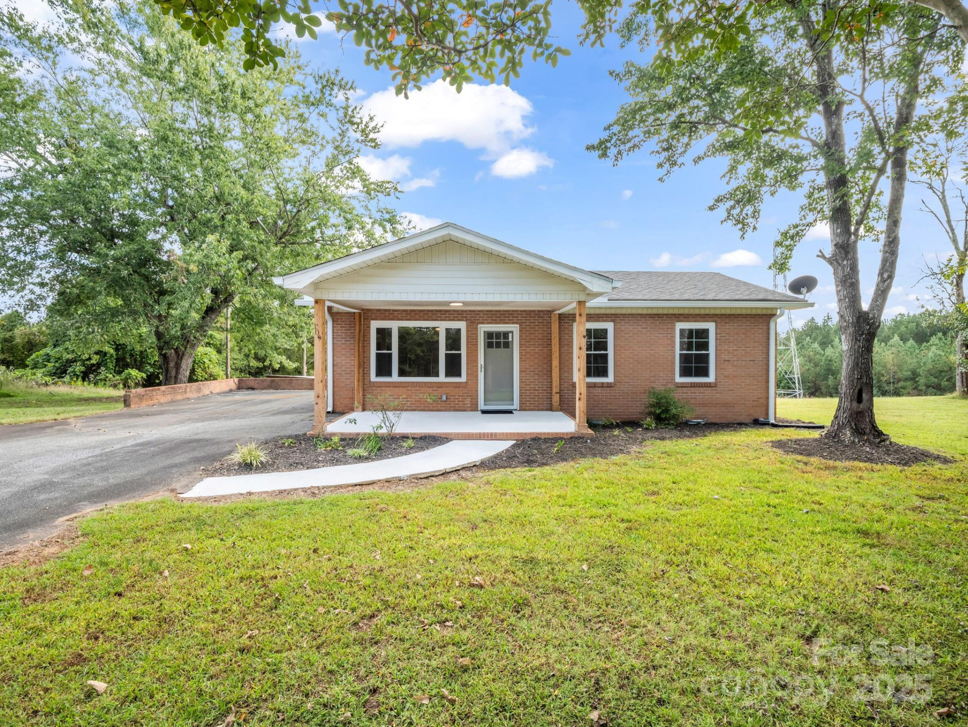 109 Avery Drive - Photo 3