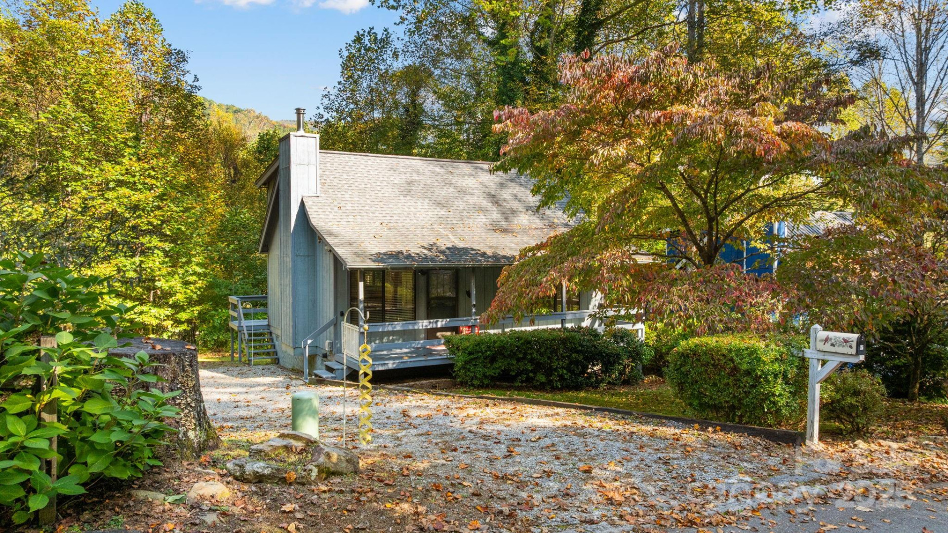 52 Susan Drive - Photo 3