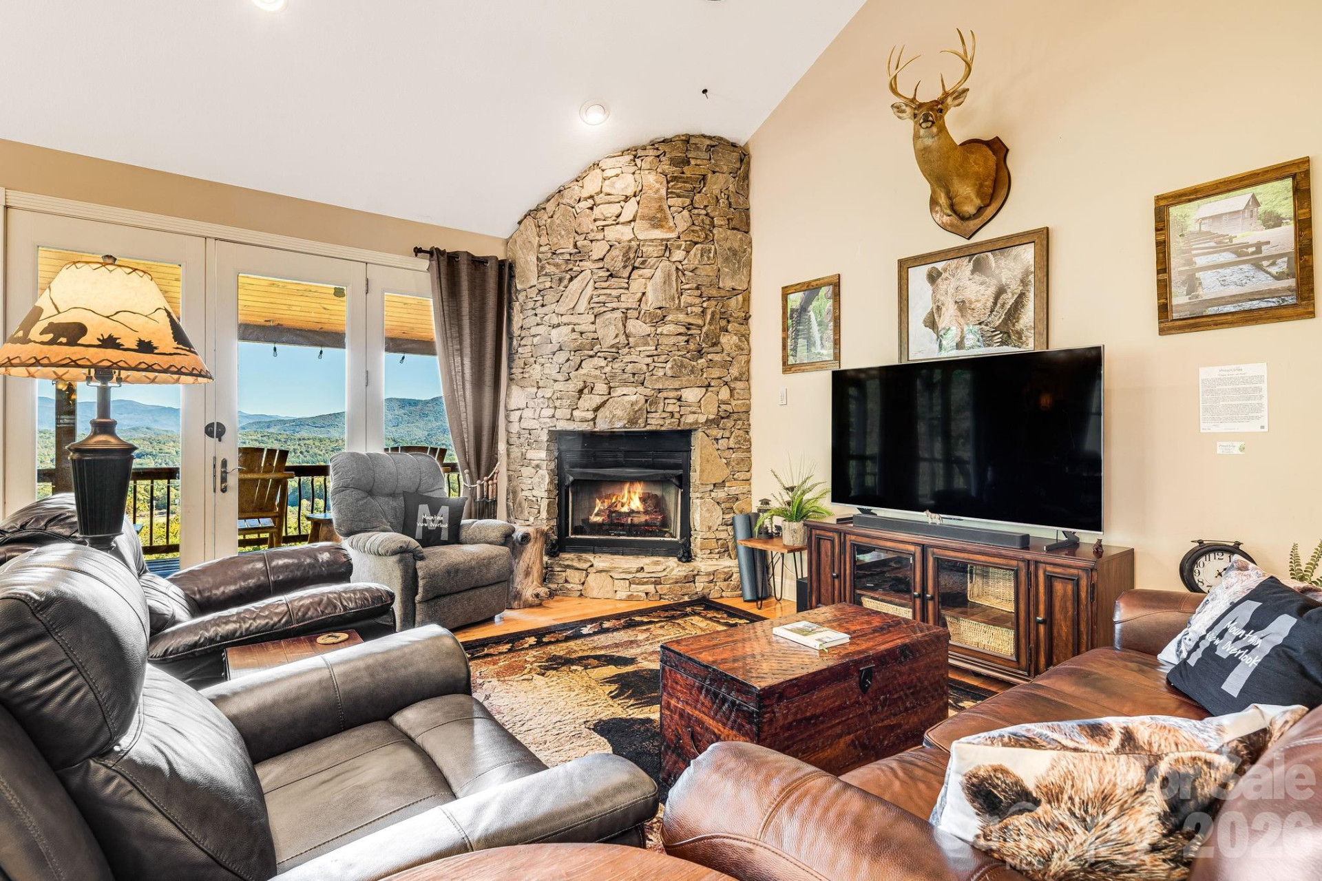 2076 Fontana Road - Photo 12