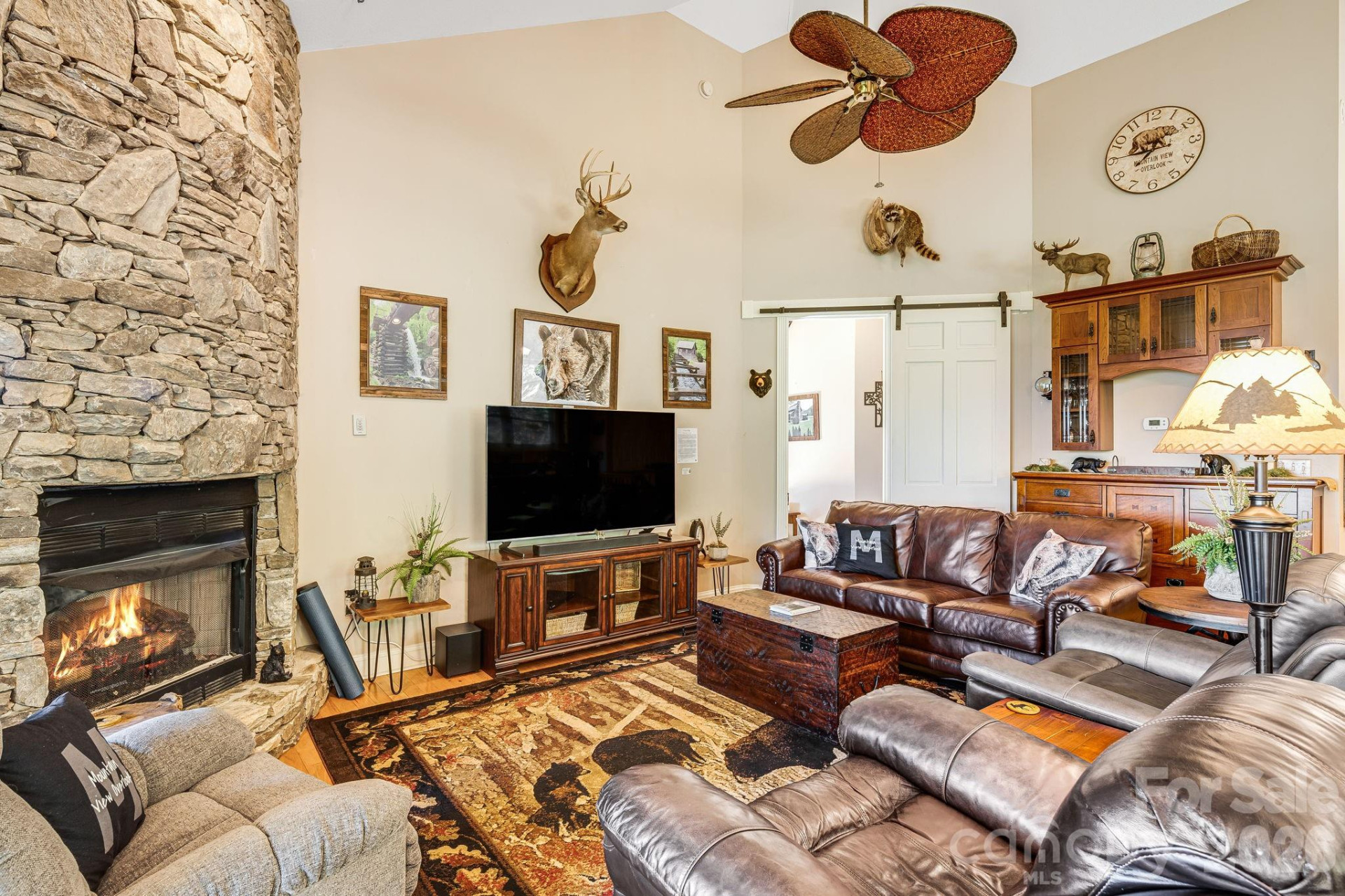 2076 Fontana Road - Photo 13