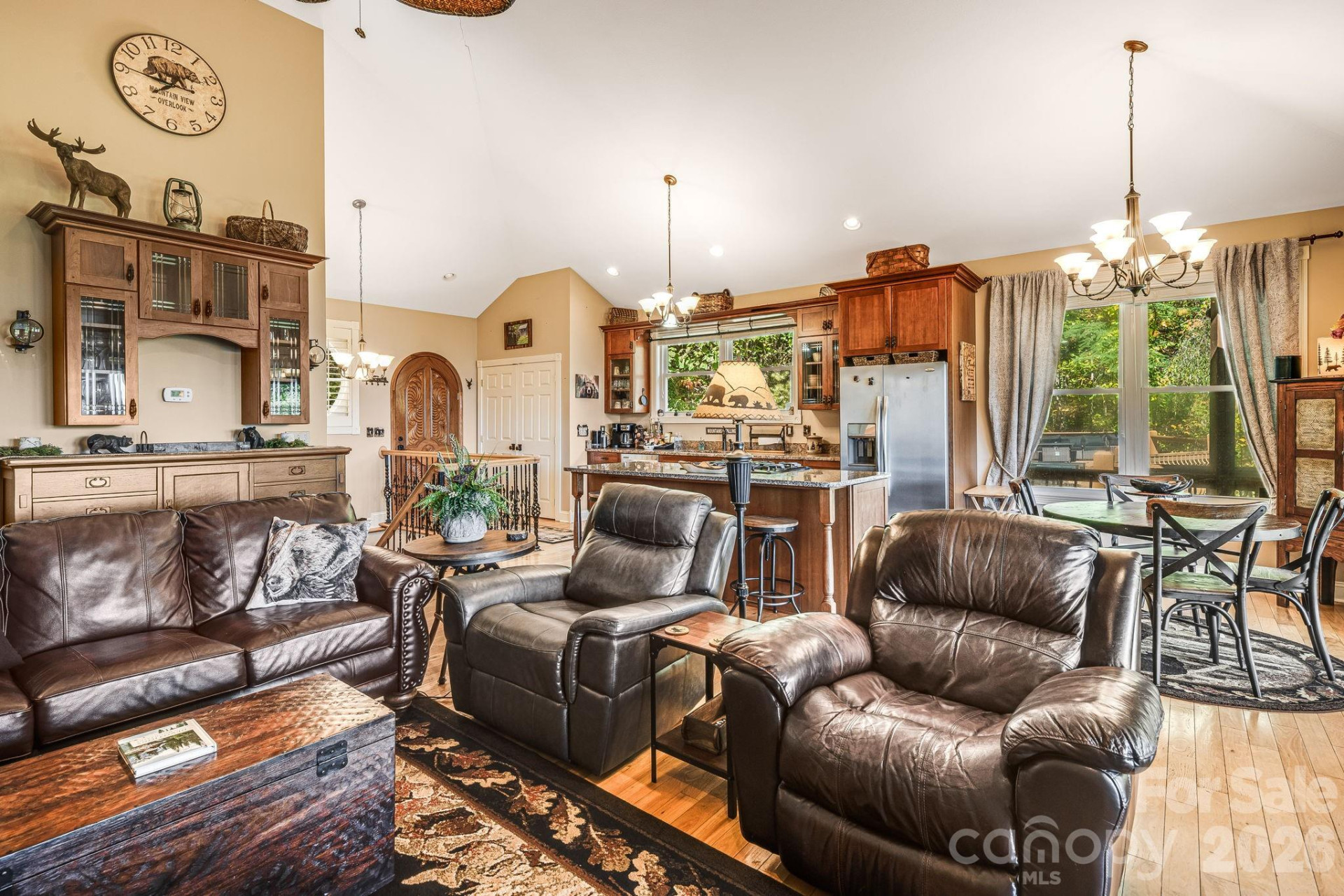 2076 Fontana Road - Photo 14