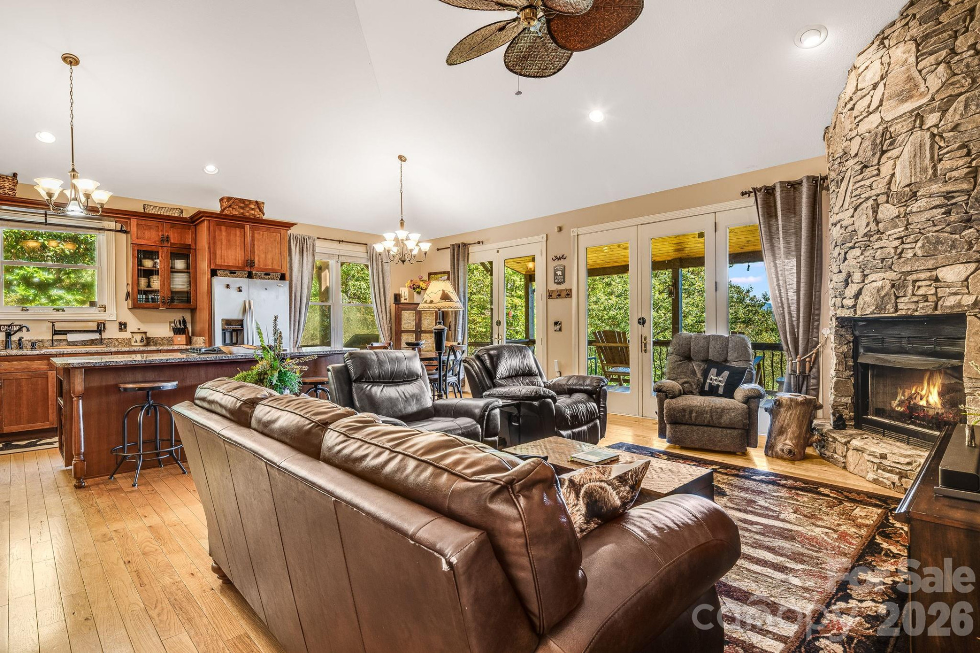 2076 Fontana Road - Photo 15