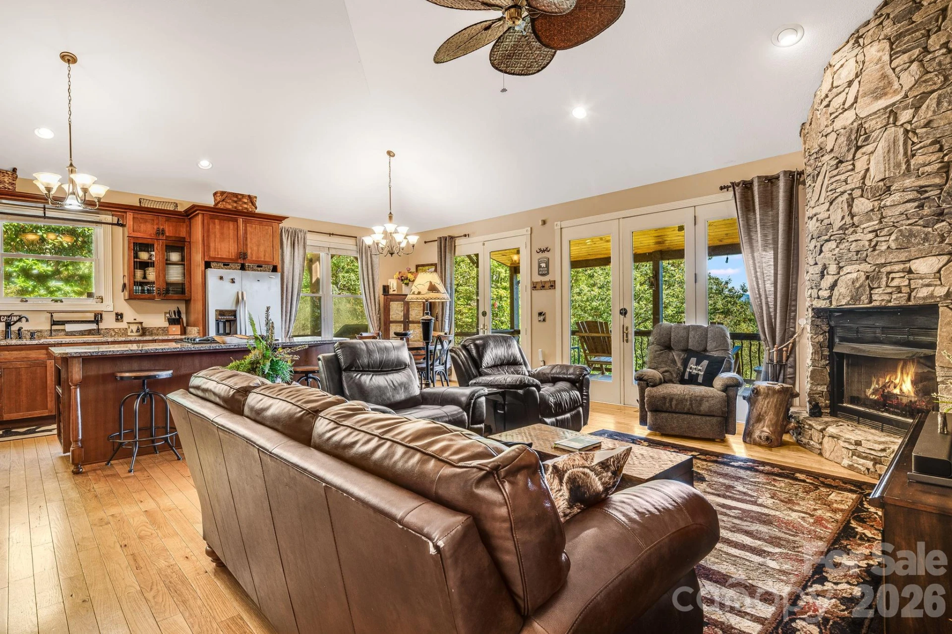 2076 Fontana Road - Photo 15