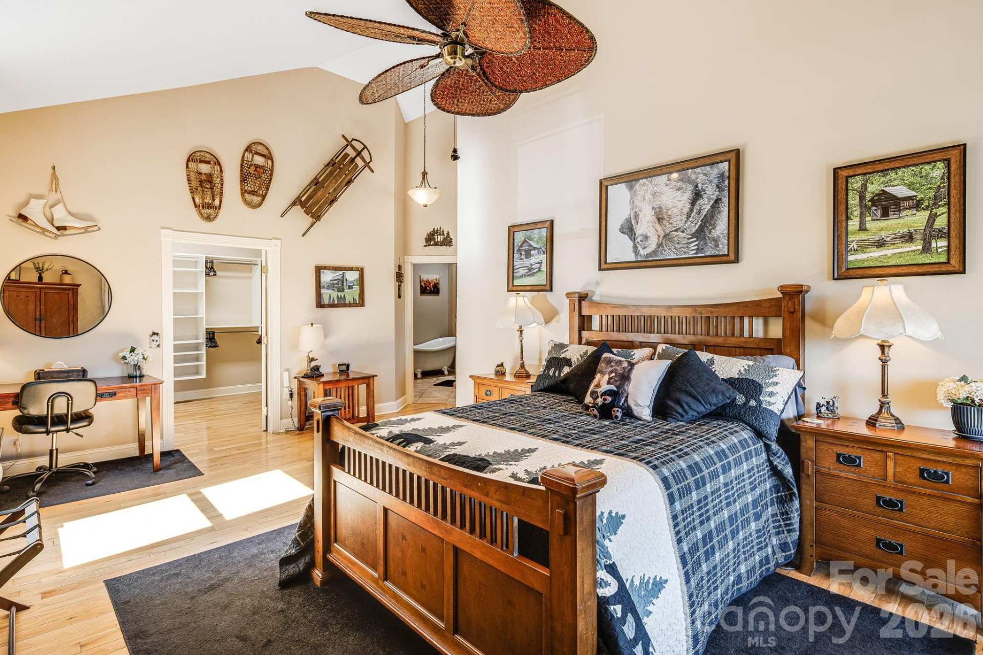 2076 Fontana Road - Photo 17